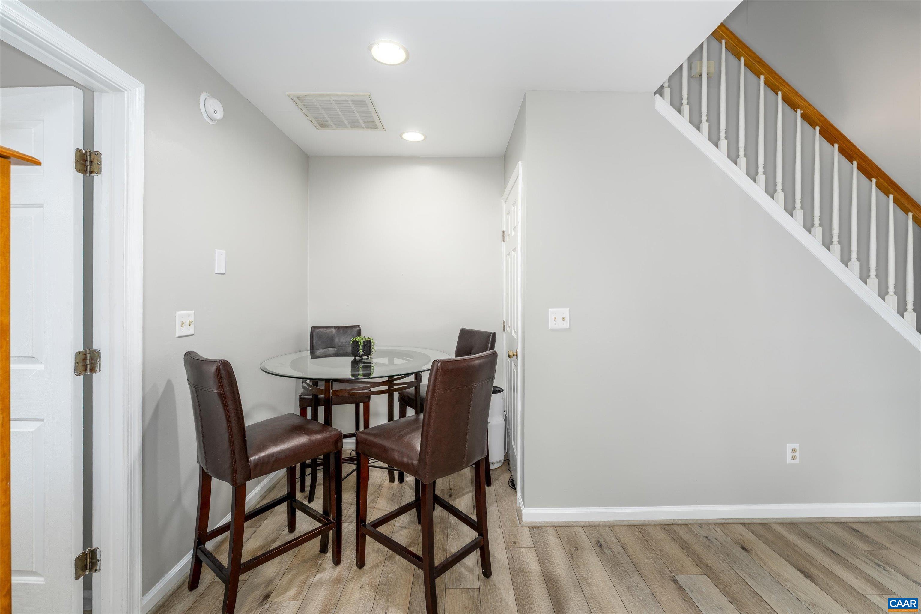 122 DANBURY CT, CHARLOTTESVILLE, Virginia 22902, 3 Bedrooms Bedrooms, ,2 BathroomsBathrooms,Residential,122 DANBURY CT,682584 MLS # 682584 122 DANBURY CT, CHARLOTTESVILLE, Virginia 22902, 3 Bedrooms Bedrooms, ,2 BathroomsBathrooms,Residential,122 DANBURY CT,682584 MLS # 682584