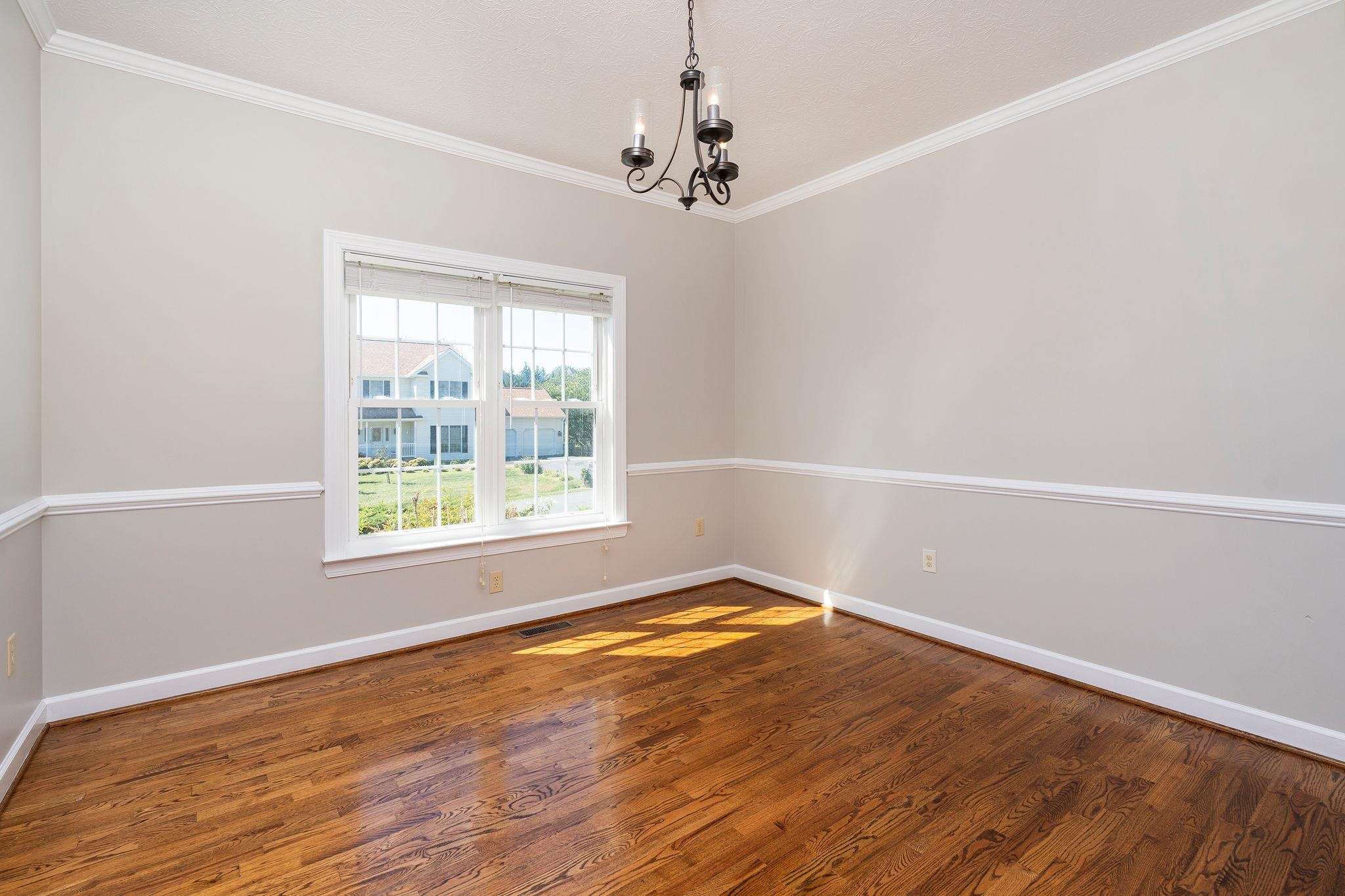 15 WINDSOR DR, FISHERSVILLE, Virginia 22939, 4 Bedrooms Bedrooms, ,2 BathroomsBathrooms,Residential,15 WINDSOR DR,682611 MLS # 682611