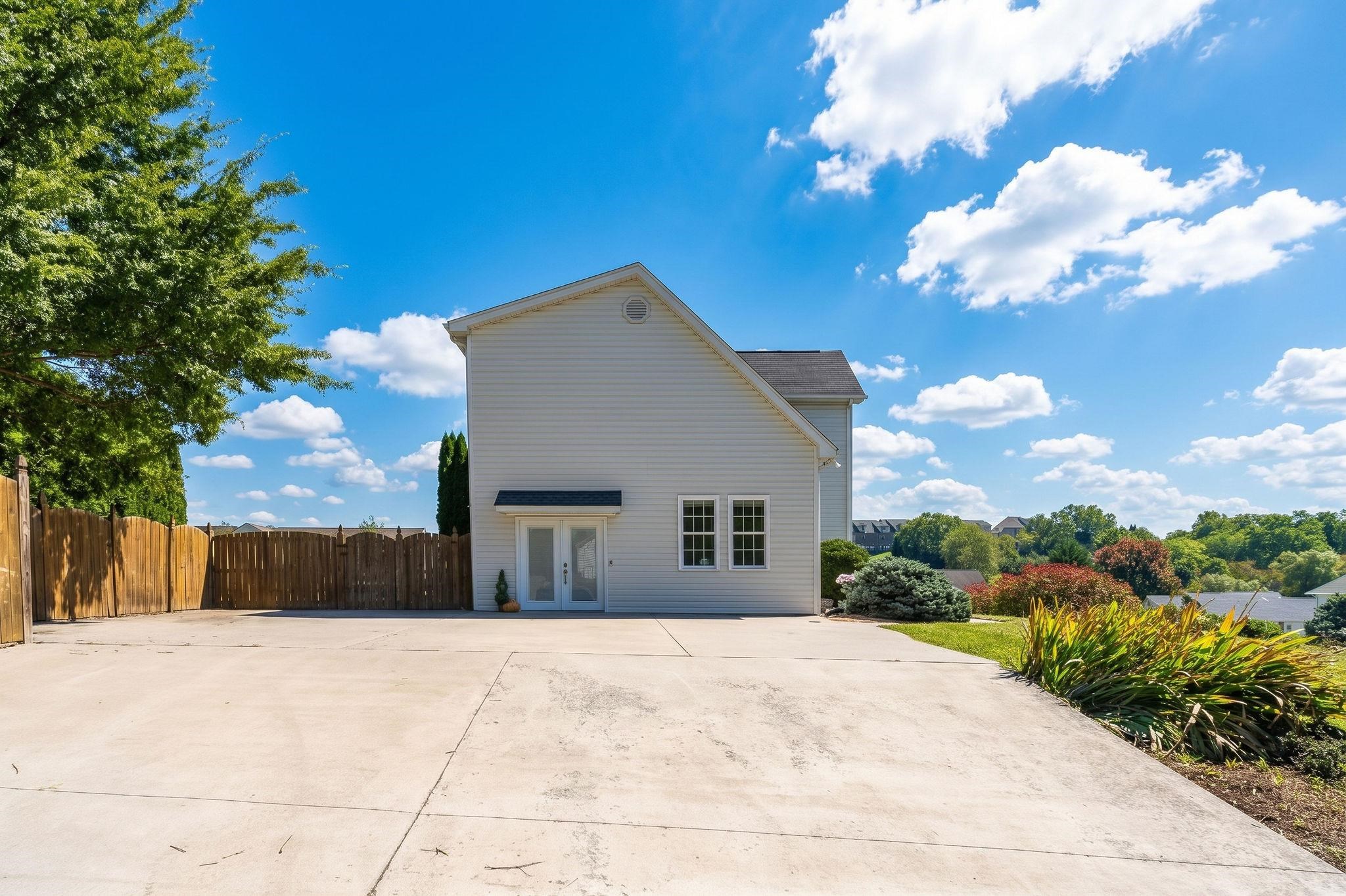 15 WINDSOR DR, FISHERSVILLE, Virginia 22939, 4 Bedrooms Bedrooms, ,2 BathroomsBathrooms,Residential,15 WINDSOR DR,682611 MLS # 682611