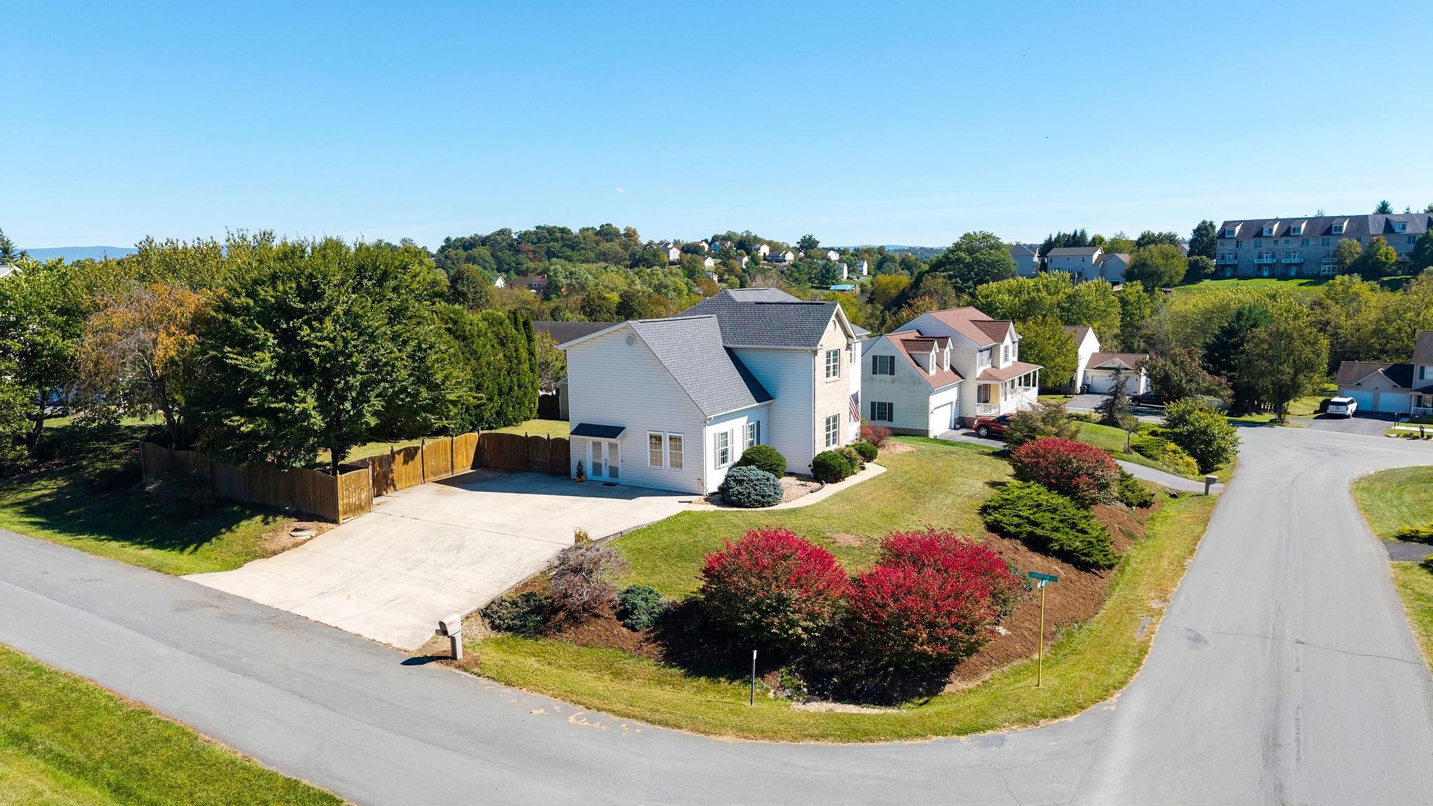 15 WINDSOR DR, FISHERSVILLE, Virginia 22939, 4 Bedrooms Bedrooms, ,2 BathroomsBathrooms,Residential,15 WINDSOR DR,682611 MLS # 682611
