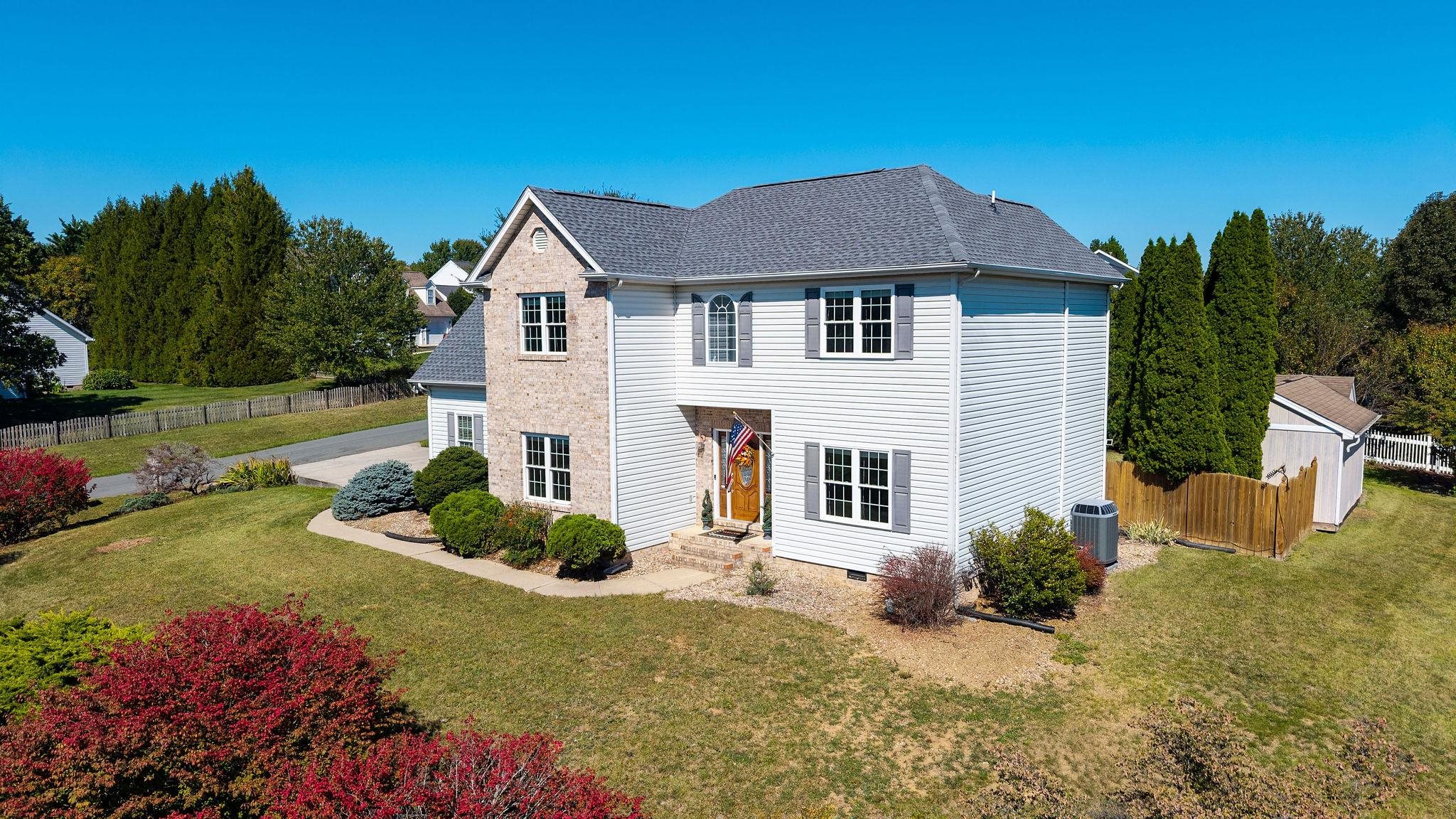 15 WINDSOR DR, FISHERSVILLE, Virginia 22939, 4 Bedrooms Bedrooms, ,2 BathroomsBathrooms,Residential,15 WINDSOR DR,682611 MLS # 682611