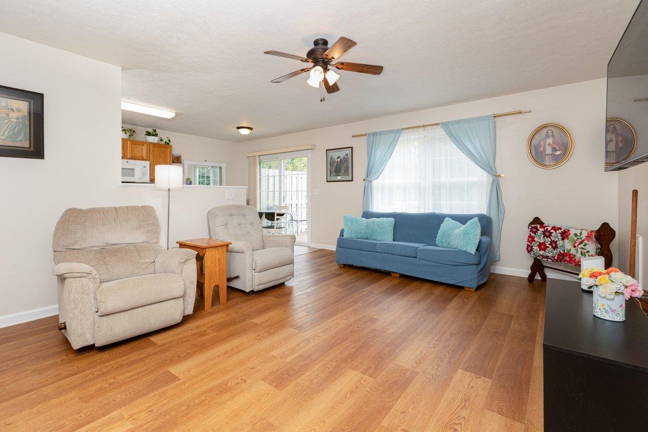 275 WINDERMERE DR, BROADWAY, Virginia 22815, 4 Bedrooms Bedrooms, ,3 BathroomsBathrooms,Residential,275 WINDERMERE DR,682613 MLS # 682613 275 WINDERMERE DR, BROADWAY, Virginia 22815, 4 Bedrooms Bedrooms, ,3 BathroomsBathrooms,Residential,275 WINDERMERE DR,682613 MLS # 682613