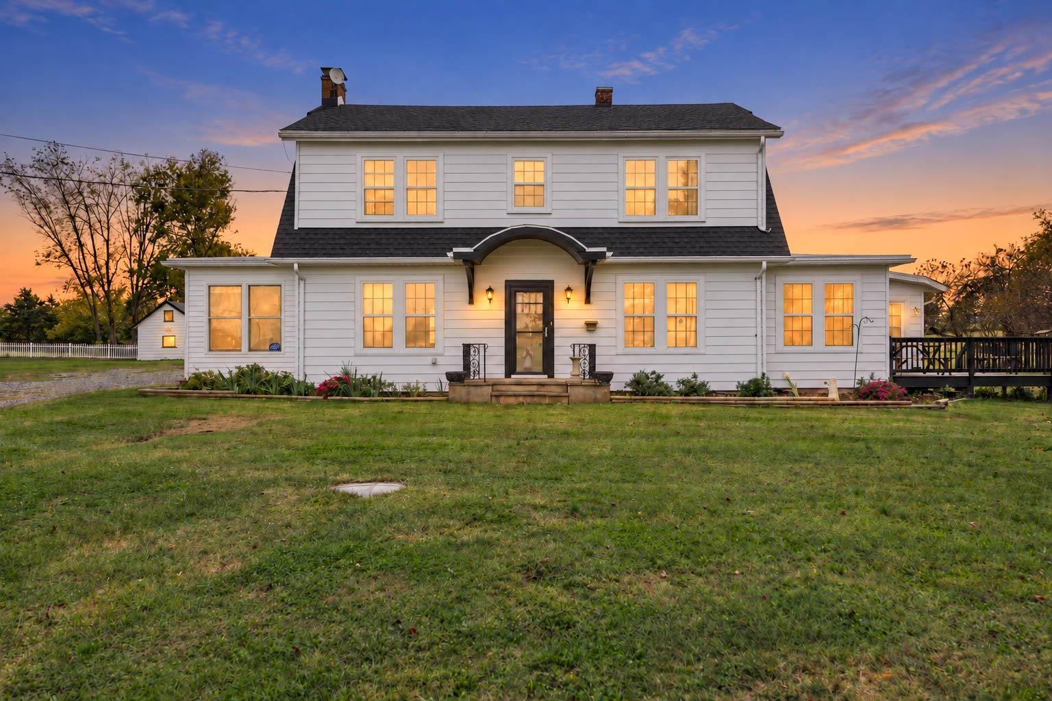 228 OLD FARMS RD, SHENANDOAH, Virginia 22849, 4 Bedrooms Bedrooms, ,2 BathroomsBathrooms,Residential,228 OLD FARMS RD,682615 MLS # 682615