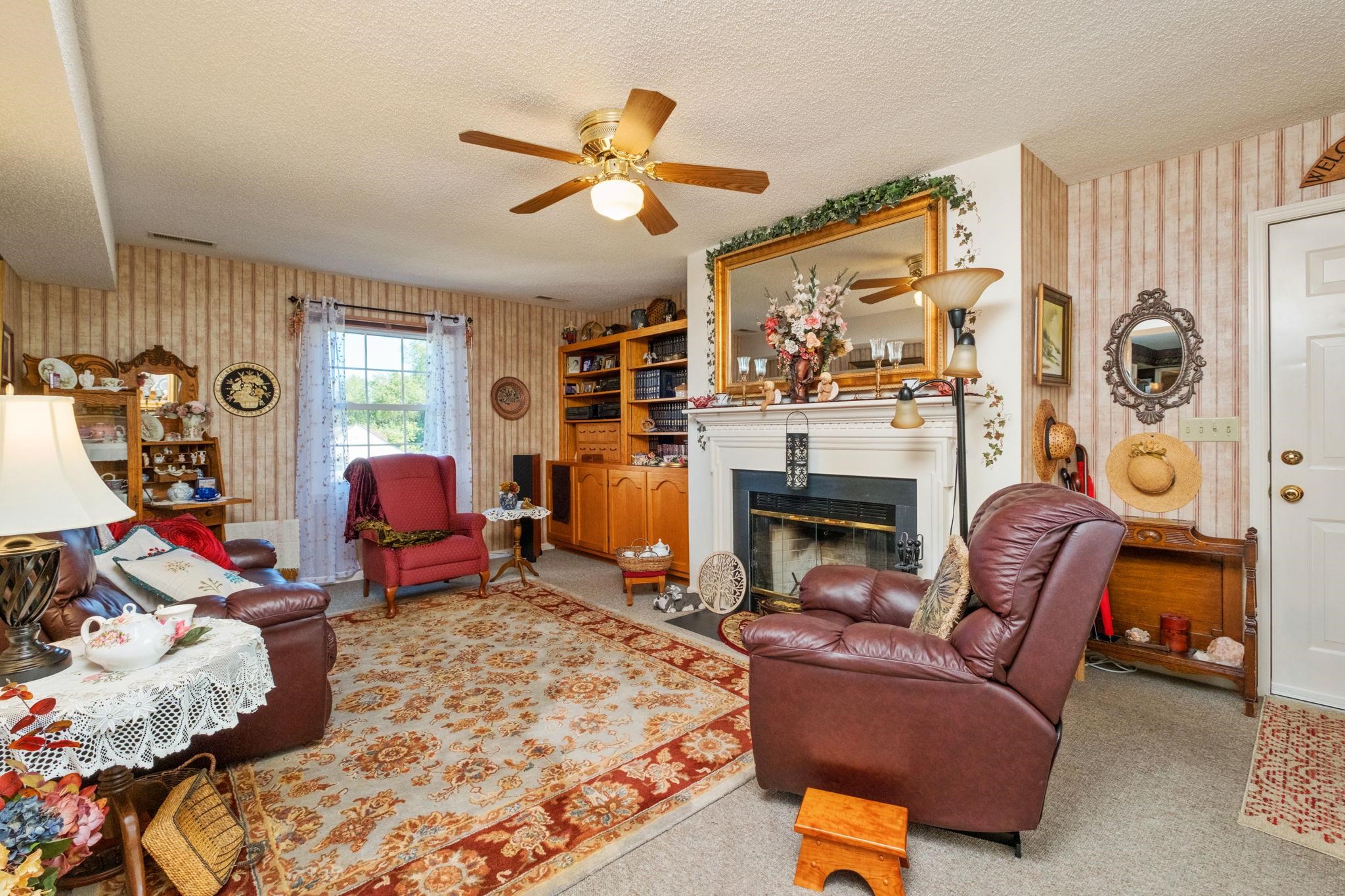 87 SUNSET DR, WAYNESBORO, Virginia 22980, 5 Bedrooms Bedrooms, ,2 BathroomsBathrooms,Residential,87 SUNSET DR,682617 MLS # 682617