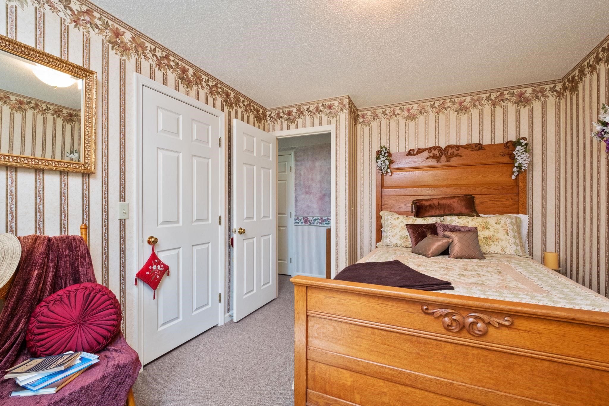 87 SUNSET DR, WAYNESBORO, Virginia 22980, 5 Bedrooms Bedrooms, ,2 BathroomsBathrooms,Residential,87 SUNSET DR,682617 MLS # 682617