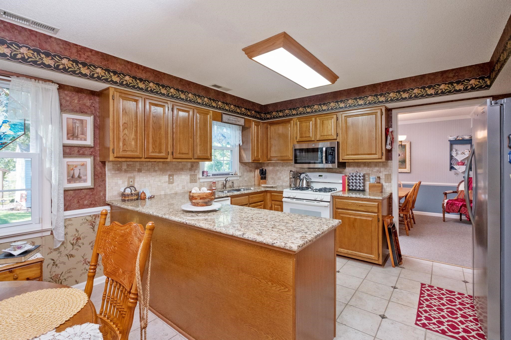 87 SUNSET DR, WAYNESBORO, Virginia 22980, 5 Bedrooms Bedrooms, ,2 BathroomsBathrooms,Residential,87 SUNSET DR,682617 MLS # 682617