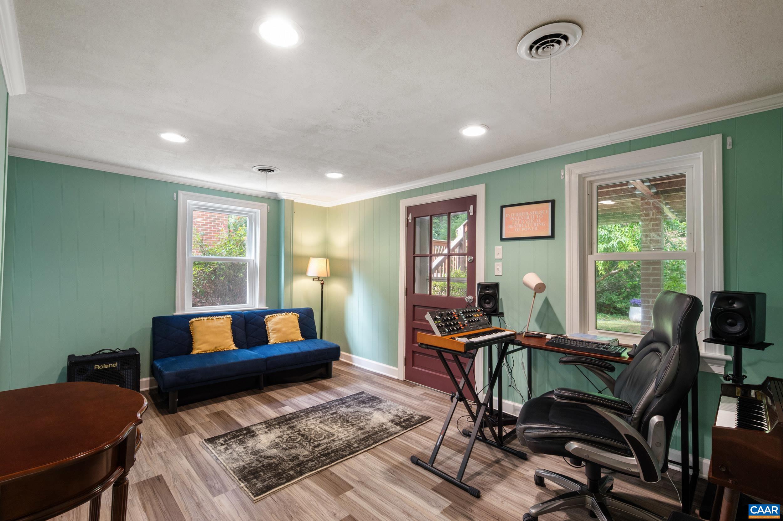1431 BRIARCLIFF AVE, CHARLOTTESVILLE, Virginia 22903, 4 Bedrooms Bedrooms, ,3 BathroomsBathrooms,Residential,1431 BRIARCLIFF AVE,682625 MLS # 682625 1431 BRIARCLIFF AVE, CHARLOTTESVILLE, Virginia 22903, 4 Bedrooms Bedrooms, ,3 BathroomsBathrooms,Residential,1431 BRIARCLIFF AVE,682625 MLS # 682625