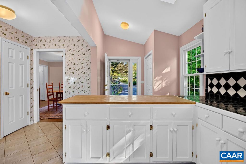 2605 CEDAR RIDGE LN, CHARLOTTESVILLE, Virginia 22901, 4 Bedrooms Bedrooms, ,3 BathroomsBathrooms,Residential,2605 CEDAR RIDGE LN,682628 MLS # 682628 2605 CEDAR RIDGE LN, CHARLOTTESVILLE, Virginia 22901, 4 Bedrooms Bedrooms, ,3 BathroomsBathrooms,Residential,2605 CEDAR RIDGE LN,682628 MLS # 682628