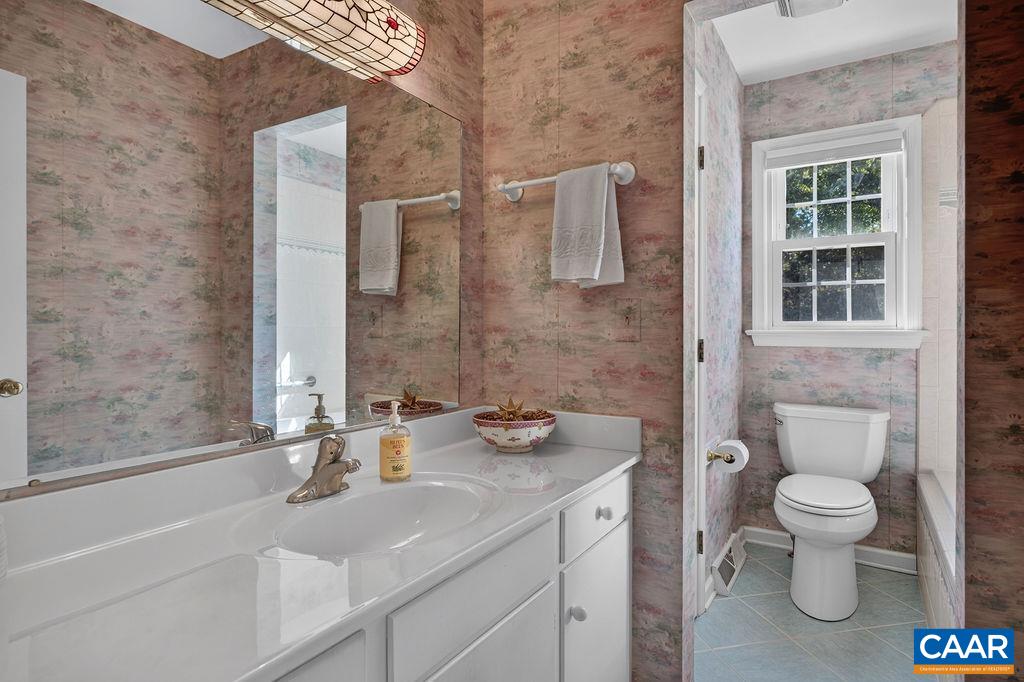 2605 CEDAR RIDGE LN, CHARLOTTESVILLE, Virginia 22901, 4 Bedrooms Bedrooms, ,3 BathroomsBathrooms,Residential,2605 CEDAR RIDGE LN,682628 MLS # 682628 2605 CEDAR RIDGE LN, CHARLOTTESVILLE, Virginia 22901, 4 Bedrooms Bedrooms, ,3 BathroomsBathrooms,Residential,2605 CEDAR RIDGE LN,682628 MLS # 682628