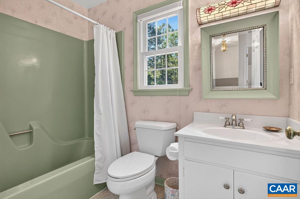 2605 CEDAR RIDGE LN, CHARLOTTESVILLE, Virginia 22901, 4 Bedrooms Bedrooms, ,3 BathroomsBathrooms,Residential,2605 CEDAR RIDGE LN,682628 MLS # 682628 2605 CEDAR RIDGE LN, CHARLOTTESVILLE, Virginia 22901, 4 Bedrooms Bedrooms, ,3 BathroomsBathrooms,Residential,2605 CEDAR RIDGE LN,682628 MLS # 682628