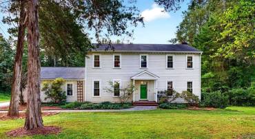 2585 CEDAR RIDGE LN, CHARLOTTESVILLE, Virginia 22901, 4 Bedrooms Bedrooms, ,3 BathroomsBathrooms,Residential,2585 CEDAR RIDGE LN,682630 MLS # 682630