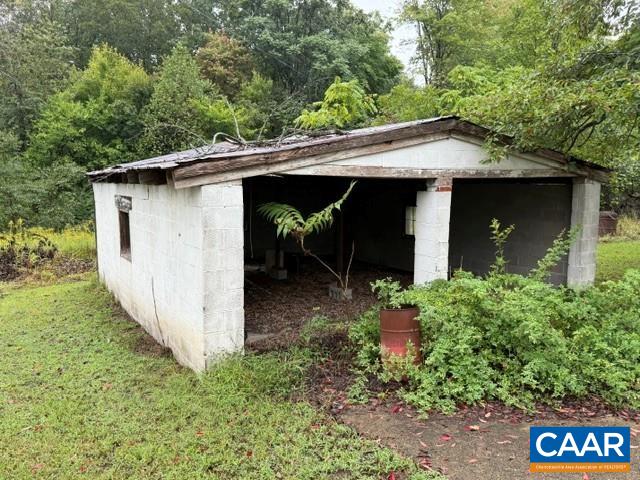 3057 RIDGE RD, ARVONIA, Virginia 23004, 3 Bedrooms Bedrooms, ,1 BathroomBathrooms,Residential,3057 RIDGE RD,682631 MLS # 682631