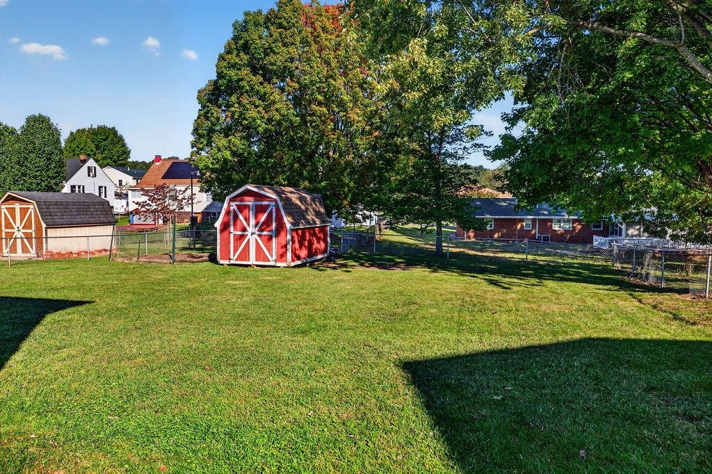 2405 PARK HILL RD, STAUNTON, Virginia 24401, 3 Bedrooms Bedrooms, ,1 BathroomBathrooms,Residential,2405 PARK HILL RD,682632 MLS # 682632 2405 PARK HILL RD, STAUNTON, Virginia 24401, 3 Bedrooms Bedrooms, ,1 BathroomBathrooms,Residential,2405 PARK HILL RD,682632 MLS # 682632