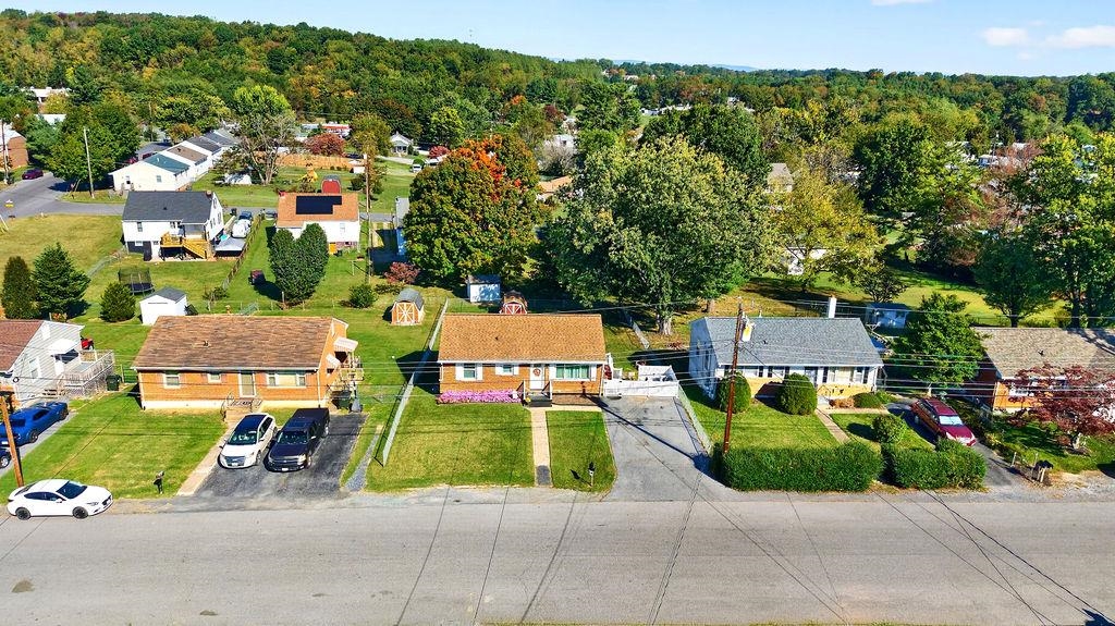 2405 PARK HILL RD, STAUNTON, Virginia 24401, 3 Bedrooms Bedrooms, ,1 BathroomBathrooms,Residential,2405 PARK HILL RD,682632 MLS # 682632 2405 PARK HILL RD, STAUNTON, Virginia 24401, 3 Bedrooms Bedrooms, ,1 BathroomBathrooms,Residential,2405 PARK HILL RD,682632 MLS # 682632