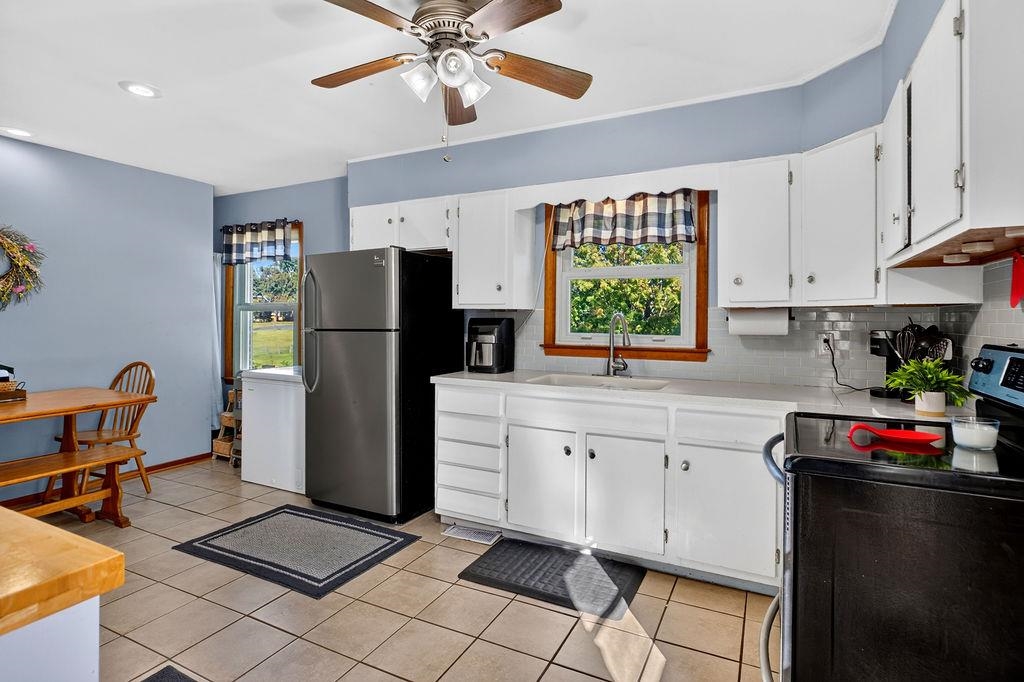 2405 PARK HILL RD, STAUNTON, Virginia 24401, 3 Bedrooms Bedrooms, ,1 BathroomBathrooms,Residential,2405 PARK HILL RD,682632 MLS # 682632 2405 PARK HILL RD, STAUNTON, Virginia 24401, 3 Bedrooms Bedrooms, ,1 BathroomBathrooms,Residential,2405 PARK HILL RD,682632 MLS # 682632