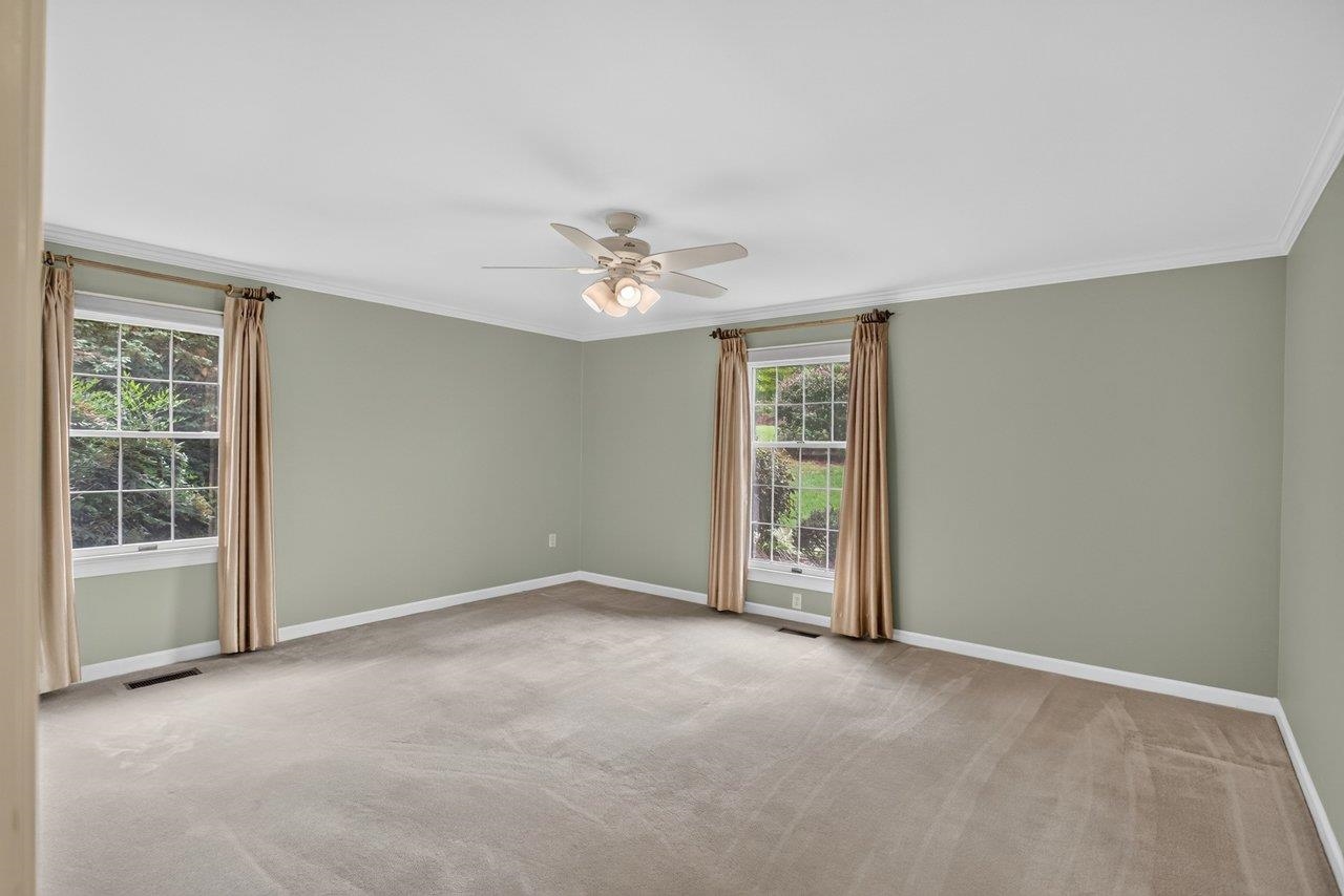 418 FAIRWAY DR, HARRISONBURG, Virginia 22802, 4 Bedrooms Bedrooms, ,2 BathroomsBathrooms,Residential,418 FAIRWAY DR,682636 MLS # 682636