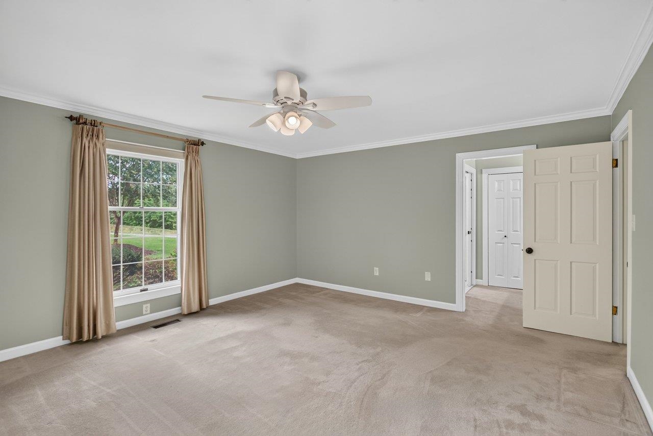 418 FAIRWAY DR, HARRISONBURG, Virginia 22802, 4 Bedrooms Bedrooms, ,2 BathroomsBathrooms,Residential,418 FAIRWAY DR,682636 MLS # 682636