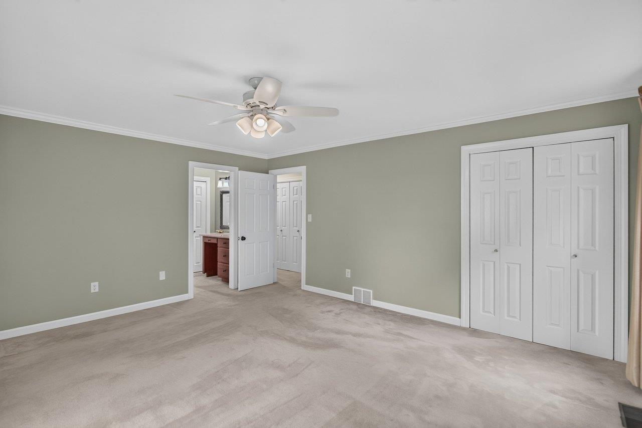 This room has an ensuite bathroom