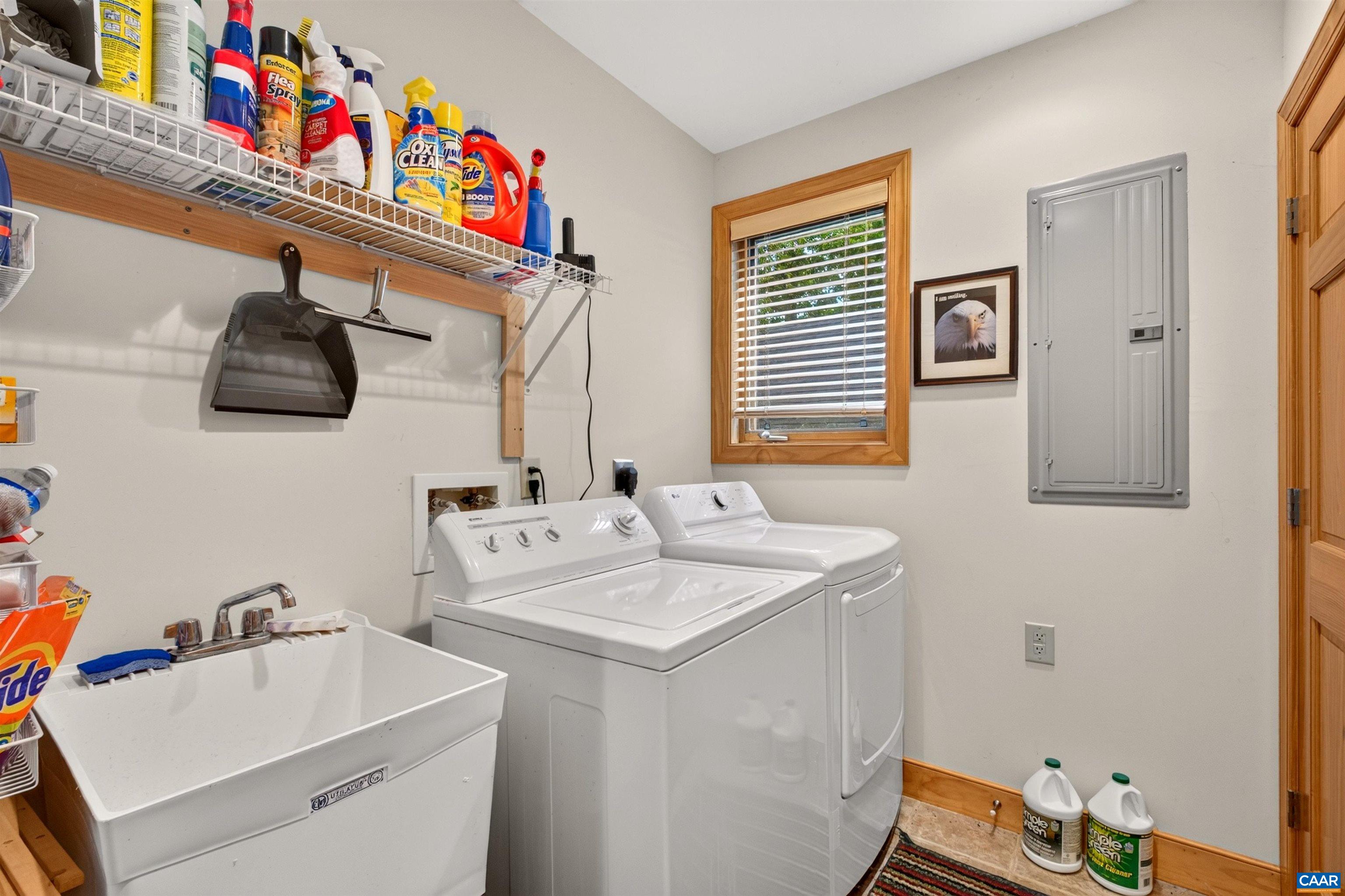 911 DEVILS KNOB LOOP, WINTERGREEN RESORT, Virginia 22967, 4 Bedrooms Bedrooms, ,3 BathroomsBathrooms,Residential,911 DEVILS KNOB LOOP,682638 MLS # 682638 911 DEVILS KNOB LOOP, WINTERGREEN RESORT, Virginia 22967, 4 Bedrooms Bedrooms, ,3 BathroomsBathrooms,Residential,911 DEVILS KNOB LOOP,682638 MLS # 682638