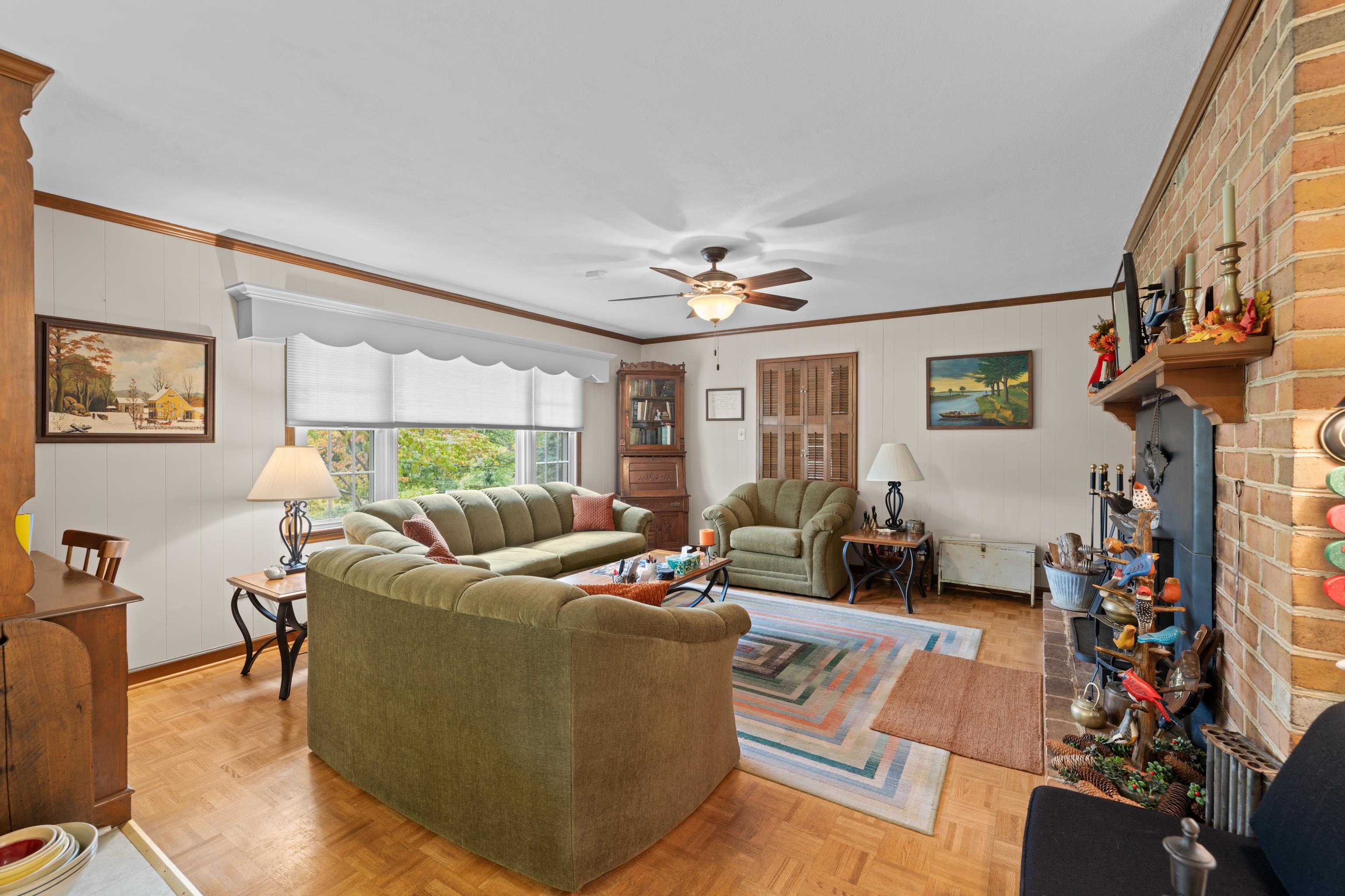 1028 RIDGEMONT DR, STAUNTON, Virginia 24401, 4 Bedrooms Bedrooms, ,3 BathroomsBathrooms,Residential,1028 RIDGEMONT DR,682644 MLS # 682644 1028 RIDGEMONT DR, STAUNTON, Virginia 24401, 4 Bedrooms Bedrooms, ,3 BathroomsBathrooms,Residential,1028 RIDGEMONT DR,682644 MLS # 682644