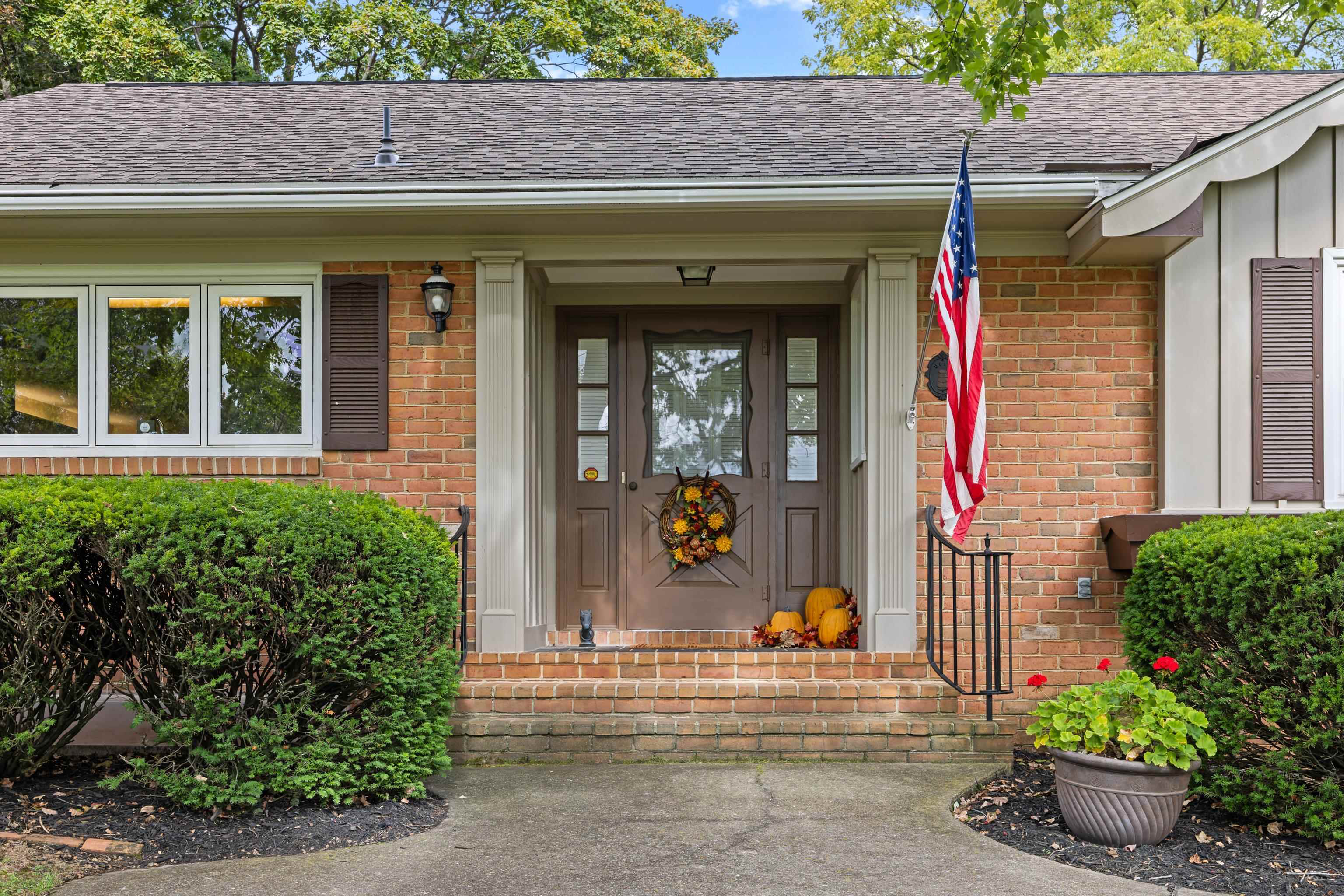 1028 RIDGEMONT DR, STAUNTON, Virginia 24401, 4 Bedrooms Bedrooms, ,3 BathroomsBathrooms,Residential,1028 RIDGEMONT DR,682644 MLS # 682644 1028 RIDGEMONT DR, STAUNTON, Virginia 24401, 4 Bedrooms Bedrooms, ,3 BathroomsBathrooms,Residential,1028 RIDGEMONT DR,682644 MLS # 682644