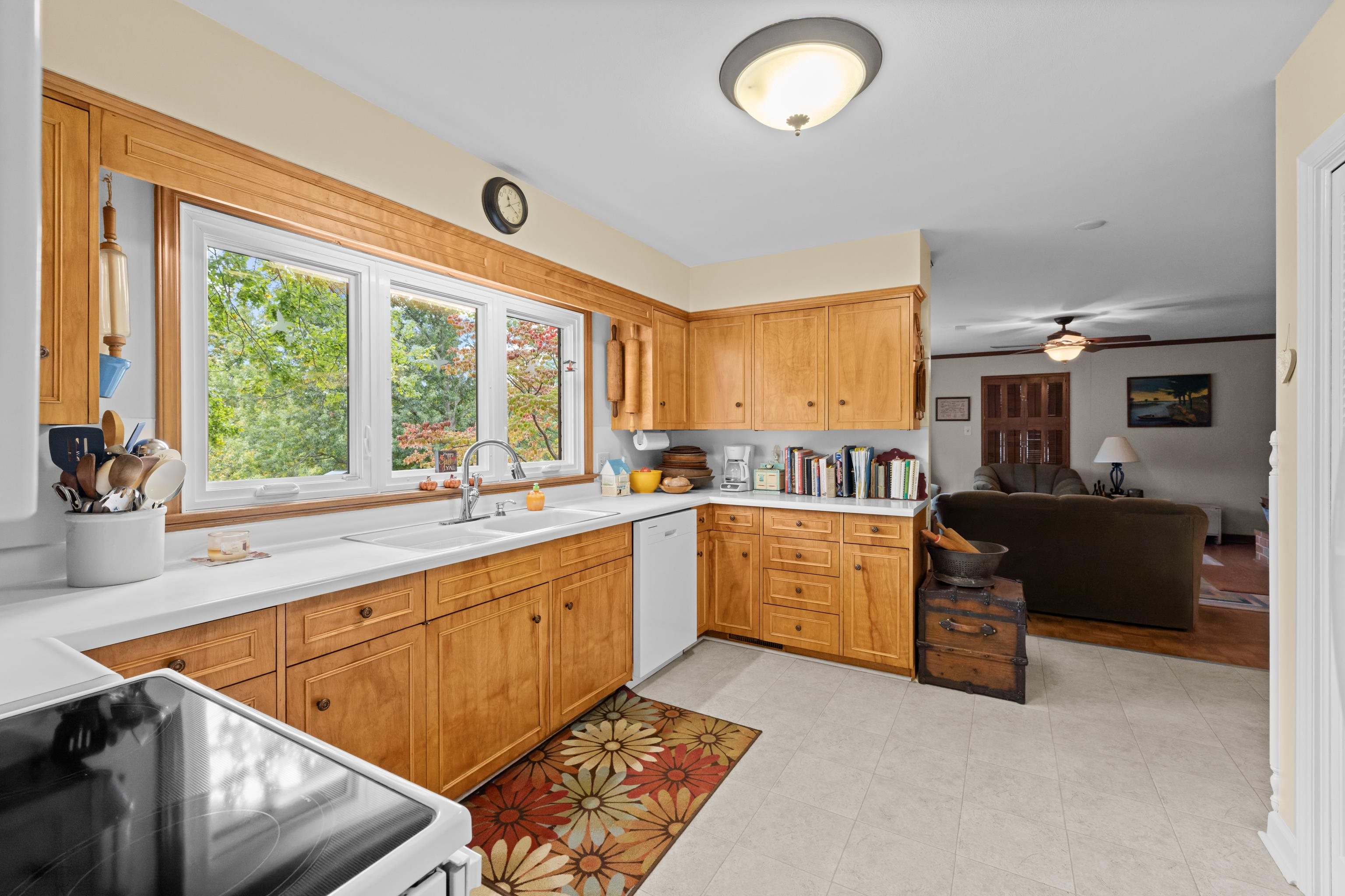 1028 RIDGEMONT DR, STAUNTON, Virginia 24401, 4 Bedrooms Bedrooms, ,3 BathroomsBathrooms,Residential,1028 RIDGEMONT DR,682644 MLS # 682644 1028 RIDGEMONT DR, STAUNTON, Virginia 24401, 4 Bedrooms Bedrooms, ,3 BathroomsBathrooms,Residential,1028 RIDGEMONT DR,682644 MLS # 682644