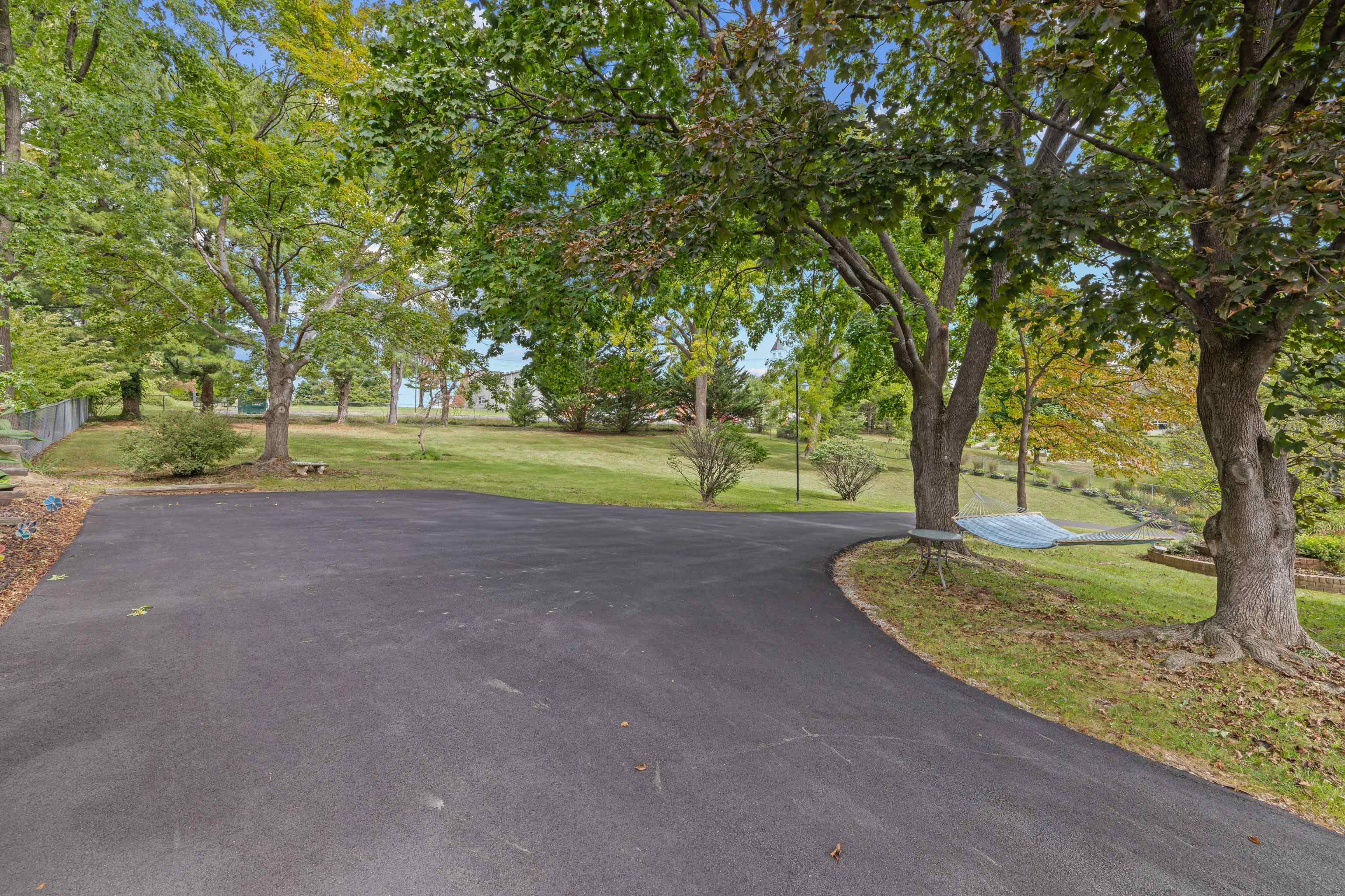 1028 RIDGEMONT DR, STAUNTON, Virginia 24401, 4 Bedrooms Bedrooms, ,3 BathroomsBathrooms,Residential,1028 RIDGEMONT DR,682644 MLS # 682644 1028 RIDGEMONT DR, STAUNTON, Virginia 24401, 4 Bedrooms Bedrooms, ,3 BathroomsBathrooms,Residential,1028 RIDGEMONT DR,682644 MLS # 682644