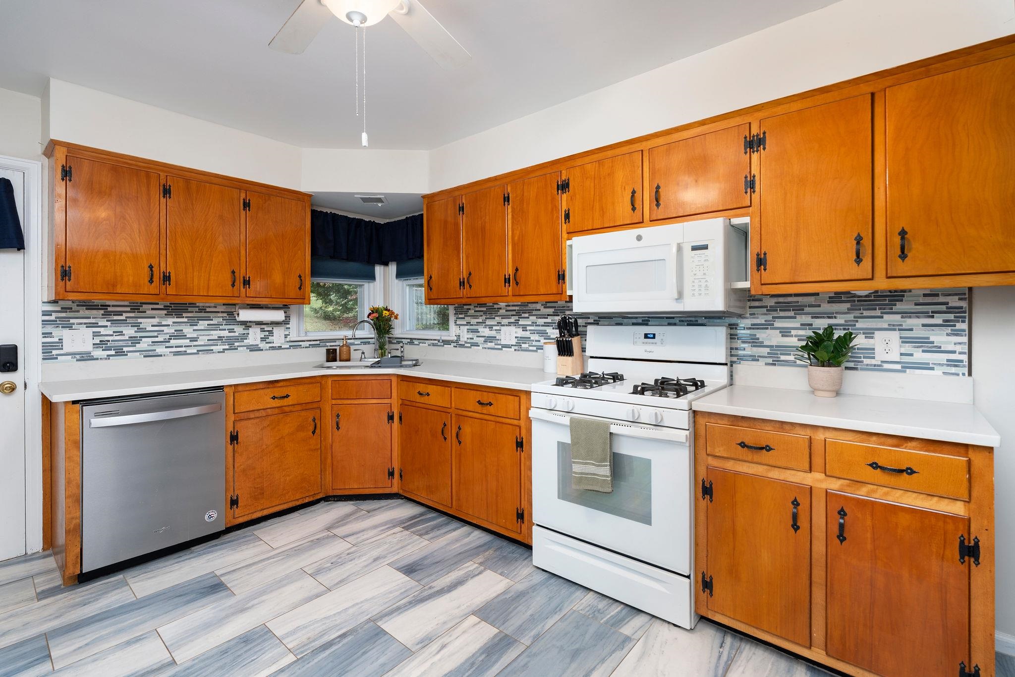 1115 SKYMONT RD, STAUNTON, Virginia 24401, 3 Bedrooms Bedrooms, ,2 BathroomsBathrooms,Residential,1115 SKYMONT RD,682645 MLS # 682645 1115 SKYMONT RD, STAUNTON, Virginia 24401, 3 Bedrooms Bedrooms, ,2 BathroomsBathrooms,Residential,1115 SKYMONT RD,682645 MLS # 682645