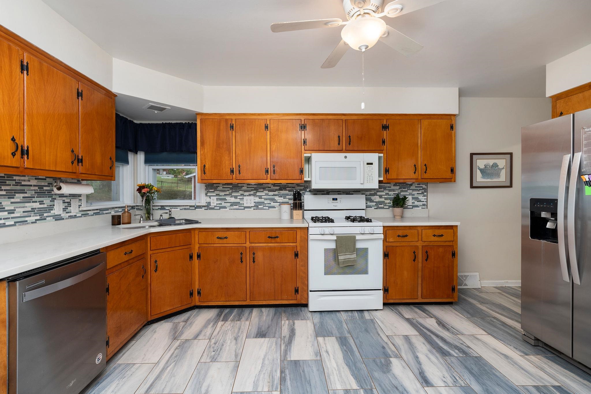 1115 SKYMONT RD, STAUNTON, Virginia 24401, 3 Bedrooms Bedrooms, ,2 BathroomsBathrooms,Residential,1115 SKYMONT RD,682645 MLS # 682645 1115 SKYMONT RD, STAUNTON, Virginia 24401, 3 Bedrooms Bedrooms, ,2 BathroomsBathrooms,Residential,1115 SKYMONT RD,682645 MLS # 682645