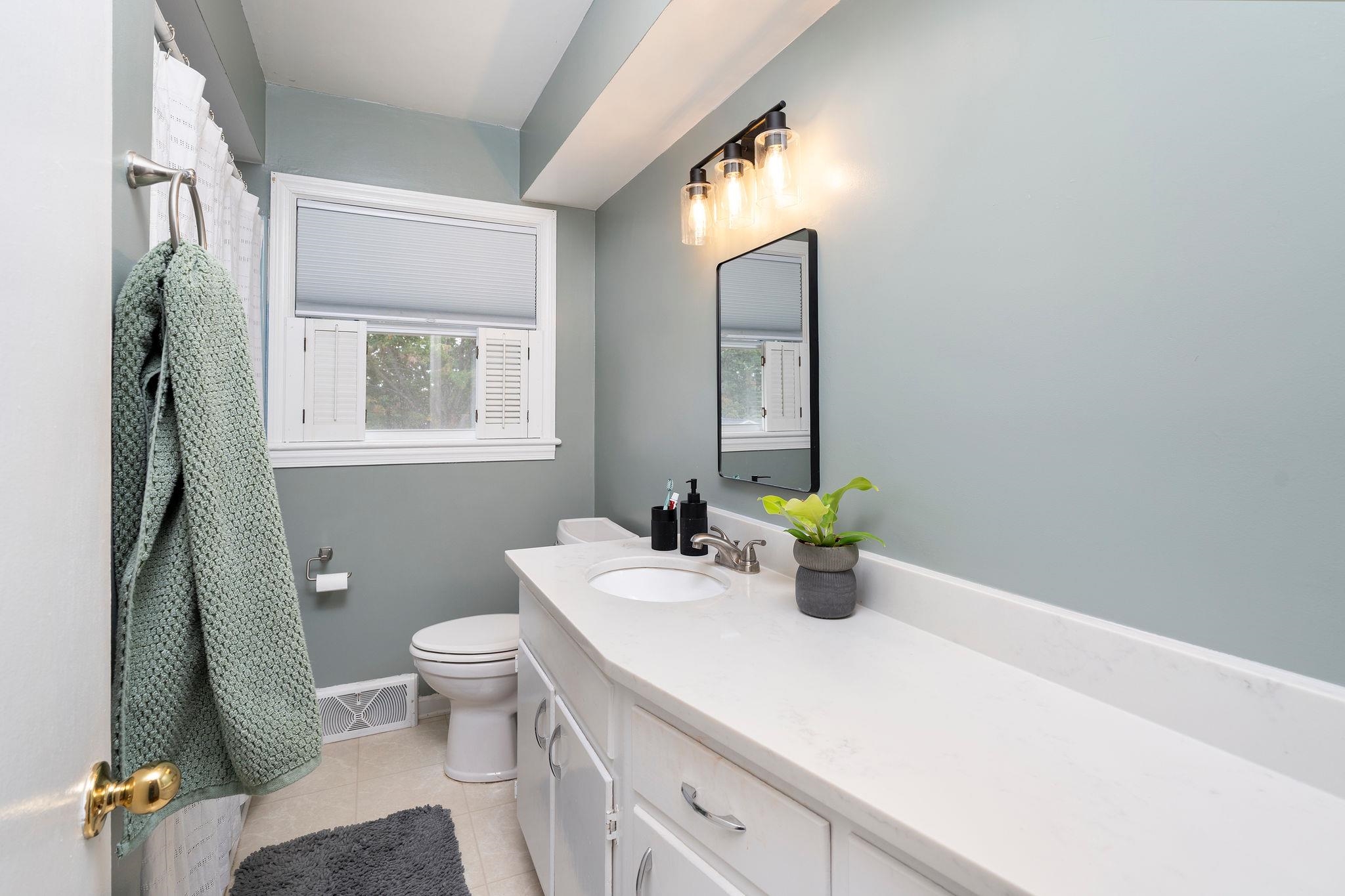 1115 SKYMONT RD, STAUNTON, Virginia 24401, 3 Bedrooms Bedrooms, ,2 BathroomsBathrooms,Residential,1115 SKYMONT RD,682645 MLS # 682645 1115 SKYMONT RD, STAUNTON, Virginia 24401, 3 Bedrooms Bedrooms, ,2 BathroomsBathrooms,Residential,1115 SKYMONT RD,682645 MLS # 682645