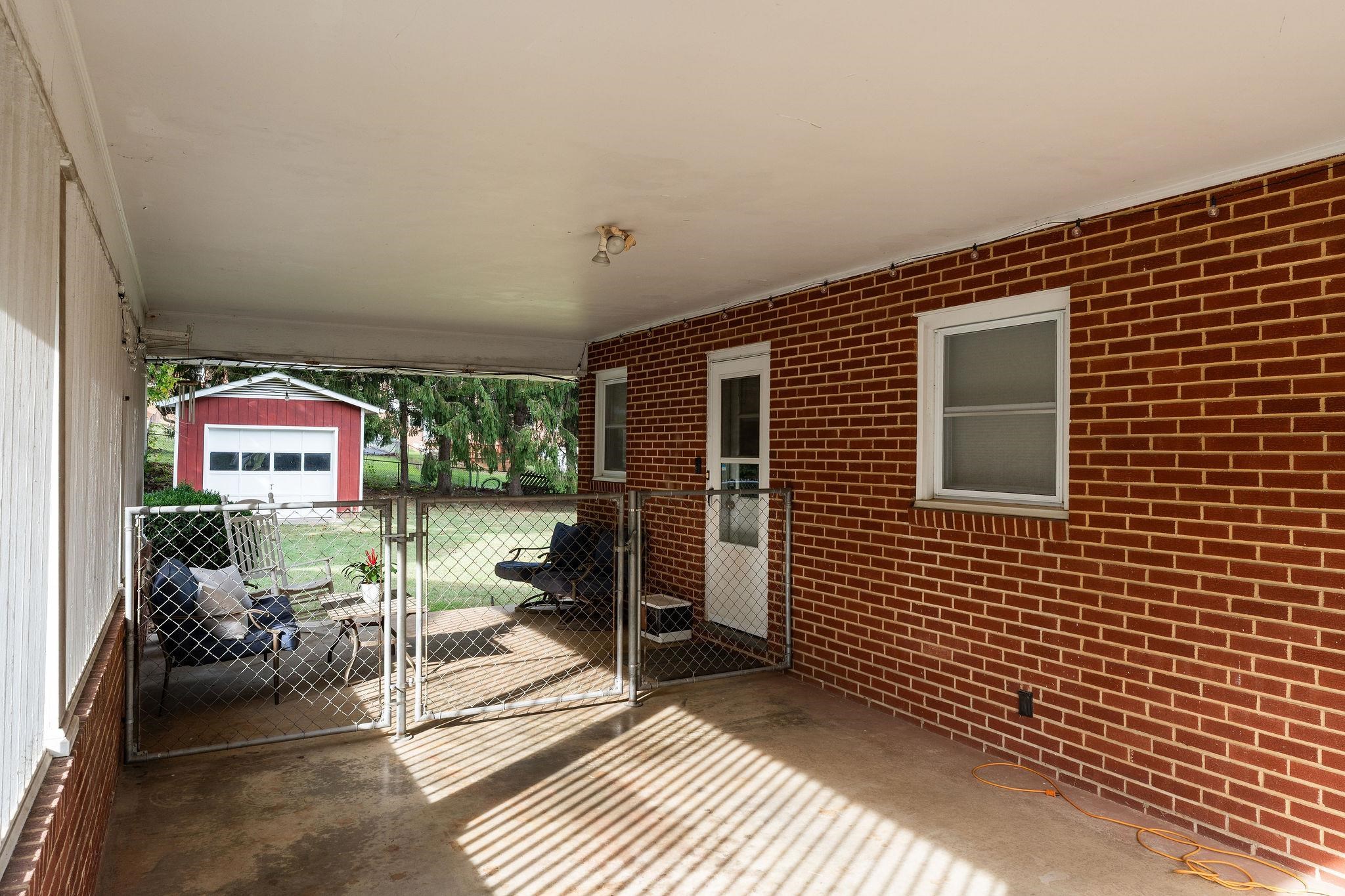 1115 SKYMONT RD, STAUNTON, Virginia 24401, 3 Bedrooms Bedrooms, ,2 BathroomsBathrooms,Residential,1115 SKYMONT RD,682645 MLS # 682645 1115 SKYMONT RD, STAUNTON, Virginia 24401, 3 Bedrooms Bedrooms, ,2 BathroomsBathrooms,Residential,1115 SKYMONT RD,682645 MLS # 682645