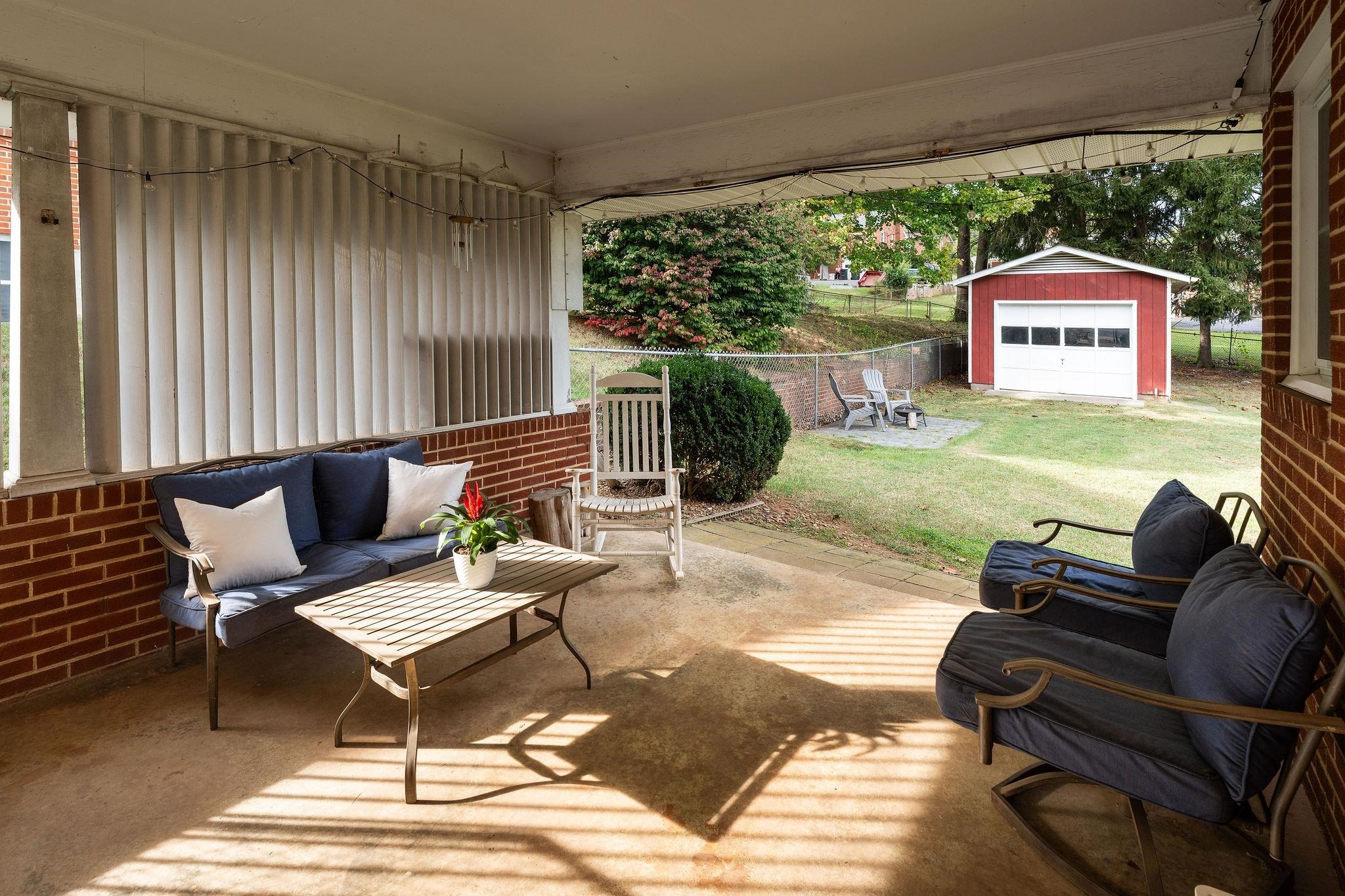 1115 SKYMONT RD, STAUNTON, Virginia 24401, 3 Bedrooms Bedrooms, ,2 BathroomsBathrooms,Residential,1115 SKYMONT RD,682645 MLS # 682645 1115 SKYMONT RD, STAUNTON, Virginia 24401, 3 Bedrooms Bedrooms, ,2 BathroomsBathrooms,Residential,1115 SKYMONT RD,682645 MLS # 682645