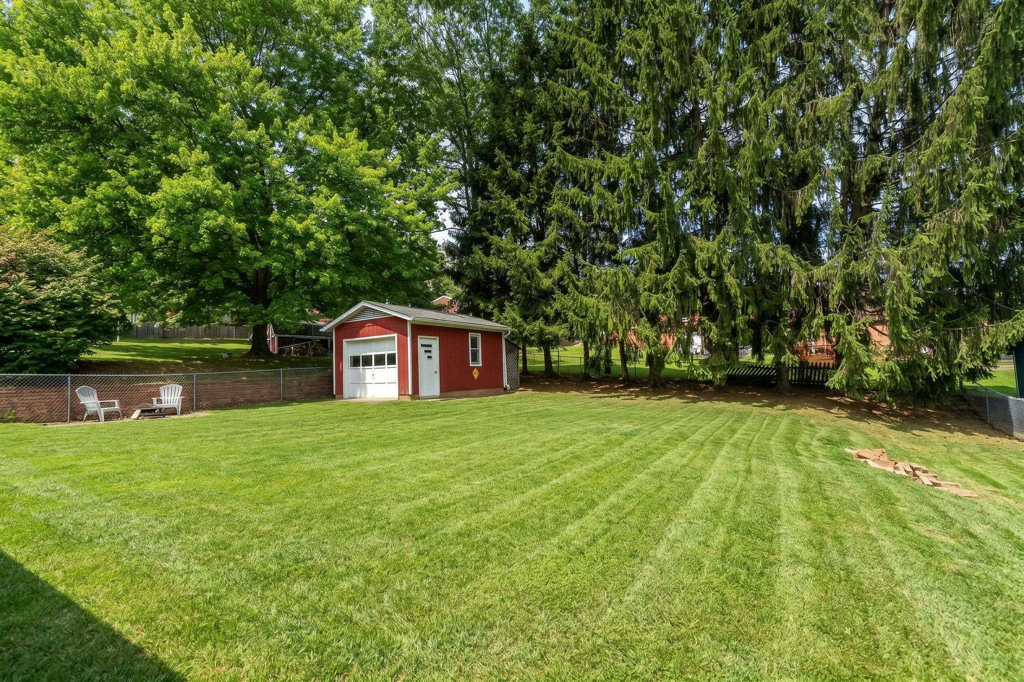 1115 SKYMONT RD, STAUNTON, Virginia 24401, 3 Bedrooms Bedrooms, ,2 BathroomsBathrooms,Residential,1115 SKYMONT RD,682645 MLS # 682645 1115 SKYMONT RD, STAUNTON, Virginia 24401, 3 Bedrooms Bedrooms, ,2 BathroomsBathrooms,Residential,1115 SKYMONT RD,682645 MLS # 682645