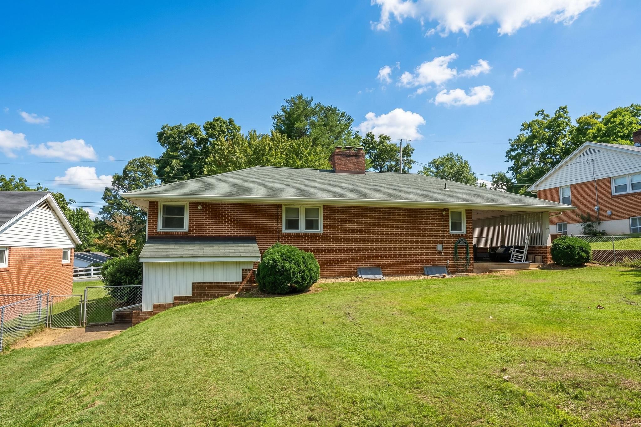 1115 SKYMONT RD, STAUNTON, Virginia 24401, 3 Bedrooms Bedrooms, ,2 BathroomsBathrooms,Residential,1115 SKYMONT RD,682645 MLS # 682645 1115 SKYMONT RD, STAUNTON, Virginia 24401, 3 Bedrooms Bedrooms, ,2 BathroomsBathrooms,Residential,1115 SKYMONT RD,682645 MLS # 682645