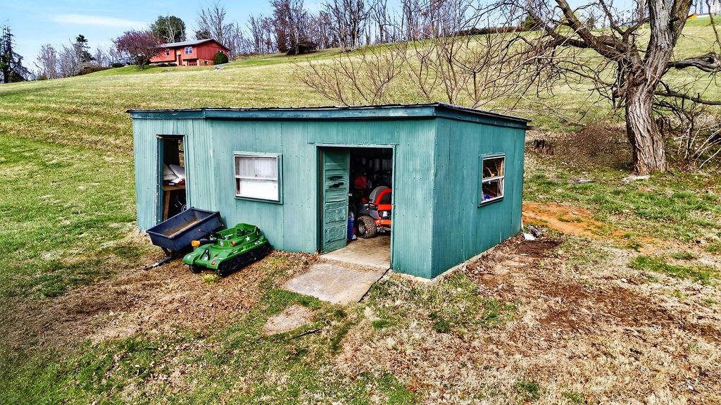 11 AVALON LN, LEXINGTON, Virginia 24450, 3 Bedrooms Bedrooms, ,2 BathroomsBathrooms,Residential,11 AVALON LN,682646 MLS # 682646 11 AVALON LN, LEXINGTON, Virginia 24450, 3 Bedrooms Bedrooms, ,2 BathroomsBathrooms,Residential,11 AVALON LN,682646 MLS # 682646