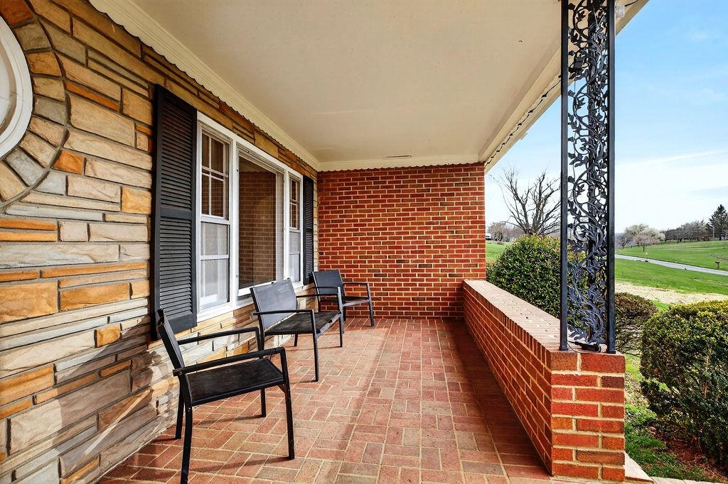 11 AVALON LN, LEXINGTON, Virginia 24450, 3 Bedrooms Bedrooms, ,2 BathroomsBathrooms,Residential,11 AVALON LN,682646 MLS # 682646 11 AVALON LN, LEXINGTON, Virginia 24450, 3 Bedrooms Bedrooms, ,2 BathroomsBathrooms,Residential,11 AVALON LN,682646 MLS # 682646