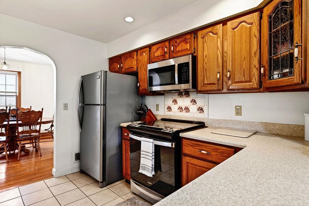 11 AVALON LN, LEXINGTON, Virginia 24450, 3 Bedrooms Bedrooms, ,2 BathroomsBathrooms,Residential,11 AVALON LN,682646 MLS # 682646 11 AVALON LN, LEXINGTON, Virginia 24450, 3 Bedrooms Bedrooms, ,2 BathroomsBathrooms,Residential,11 AVALON LN,682646 MLS # 682646