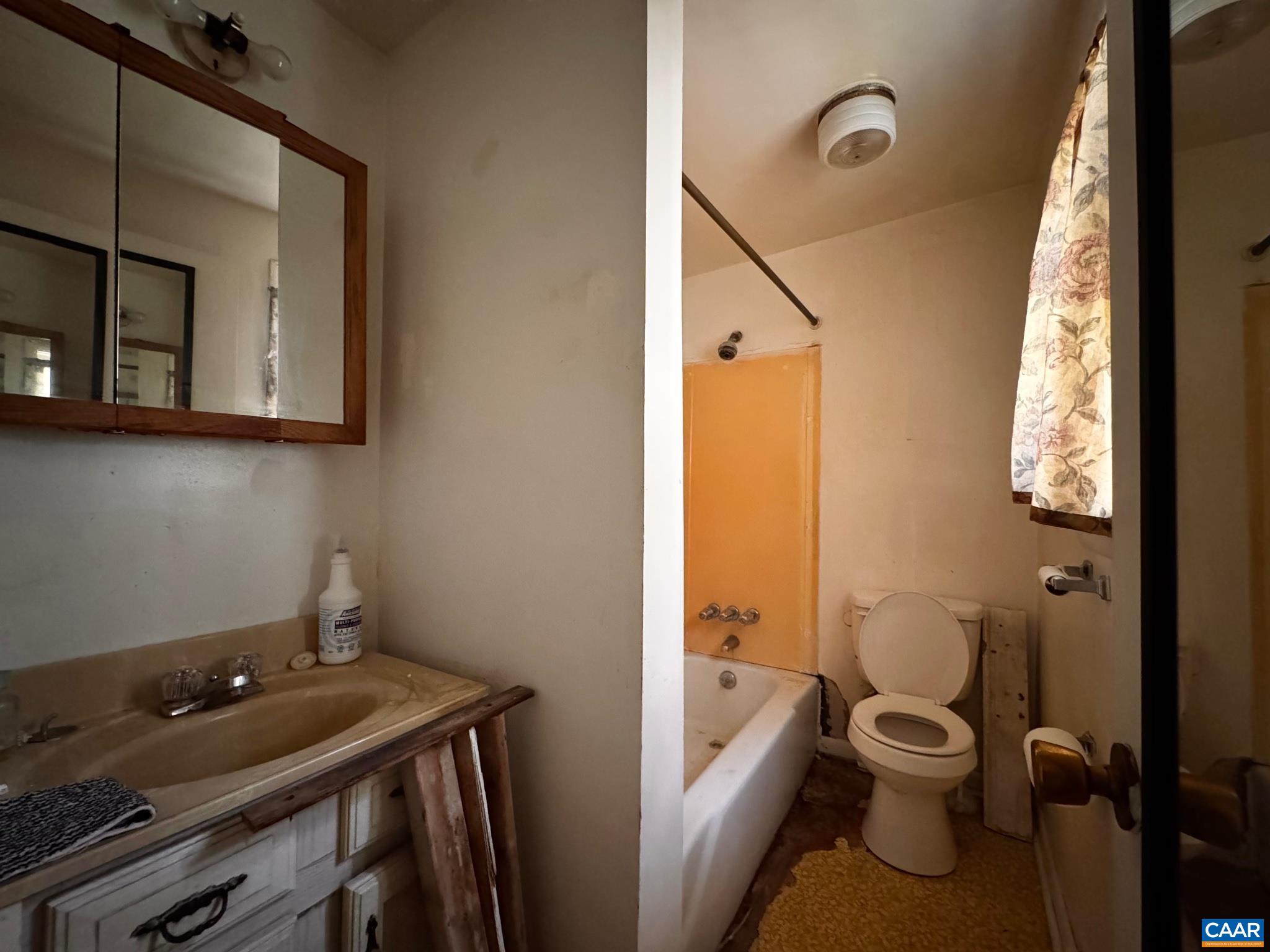 204 SPRING ST, CHARLOTTESVILLE, Virginia 22903, 2 Bedrooms Bedrooms, ,1 BathroomBathrooms,Residential,204 SPRING ST,682649 MLS # 682649 204 SPRING ST, CHARLOTTESVILLE, Virginia 22903, 2 Bedrooms Bedrooms, ,1 BathroomBathrooms,Residential,204 SPRING ST,682649 MLS # 682649