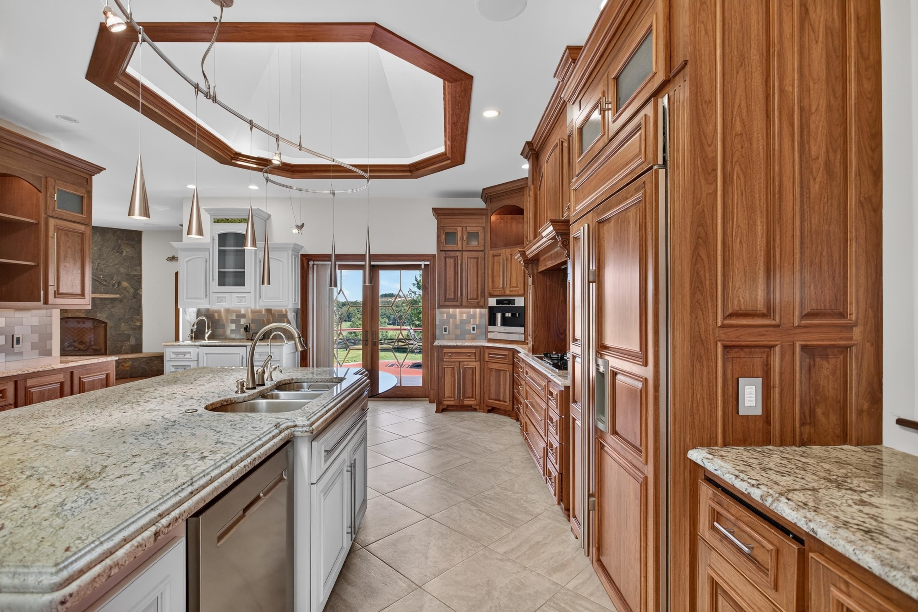 2655 HILLMEADOW DR, ROCKINGHAM, Virginia 22801, 5 Bedrooms Bedrooms, ,6 BathroomsBathrooms,Residential,2655 HILLMEADOW DR,682652 MLS # 682652