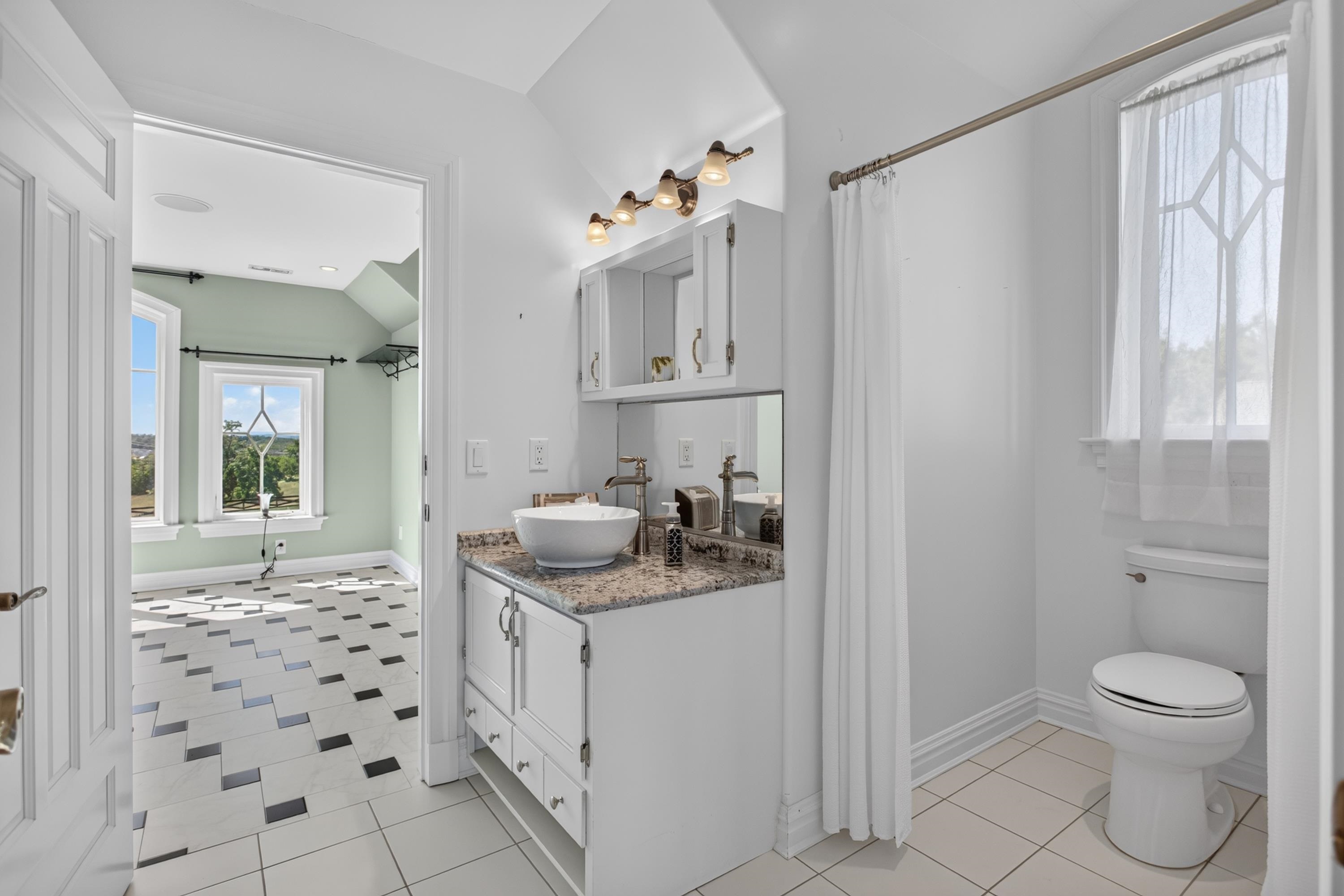 2655 HILLMEADOW DR, ROCKINGHAM, Virginia 22801, 5 Bedrooms Bedrooms, ,6 BathroomsBathrooms,Residential,2655 HILLMEADOW DR,682652 MLS # 682652