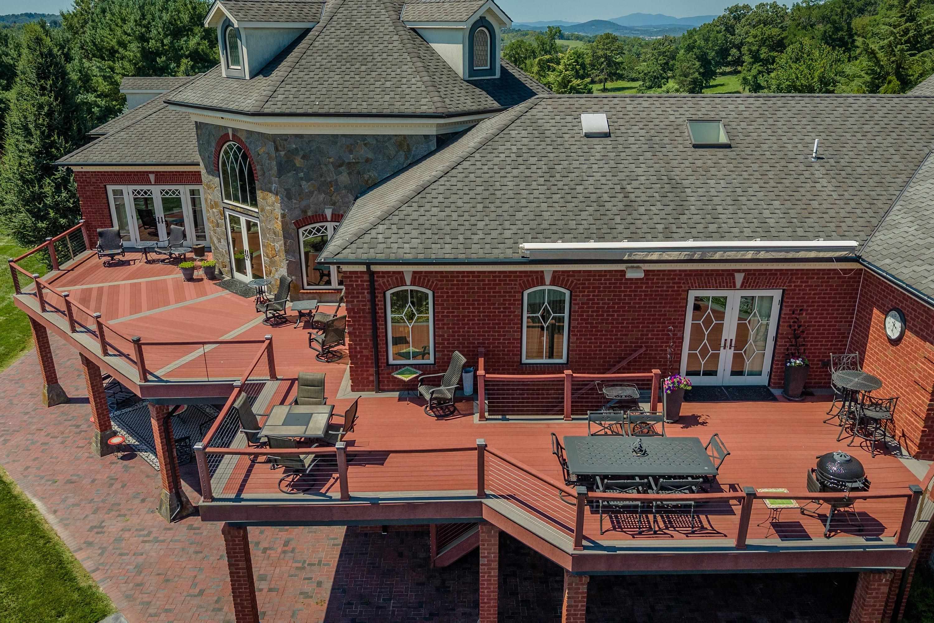 2655 HILLMEADOW DR, ROCKINGHAM, Virginia 22801, 5 Bedrooms Bedrooms, ,6 BathroomsBathrooms,Residential,2655 HILLMEADOW DR,682652 MLS # 682652