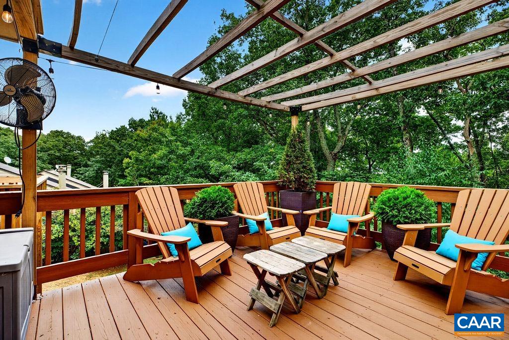 620 WHITE OAK CONDOS, WINTERGREEN RESORT, Virginia 22967, 2 Bedrooms Bedrooms, ,2 BathroomsBathrooms,Residential,Woolly Bull Chateau,620 WHITE OAK CONDOS,682653 MLS # 682653