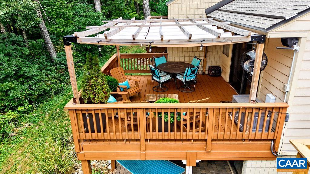 620 WHITE OAK CONDOS, WINTERGREEN RESORT, Virginia 22967, 2 Bedrooms Bedrooms, ,2 BathroomsBathrooms,Residential,Woolly Bull Chateau,620 WHITE OAK CONDOS,682653 MLS # 682653