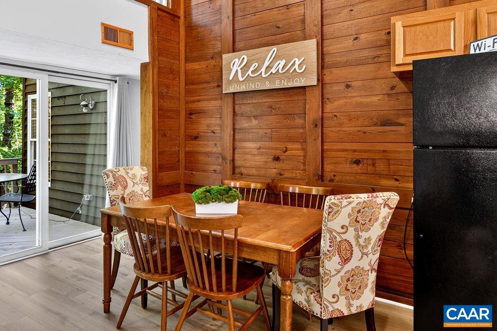 16 CHESTNUT LN, WINTERGREEN RESORT, Virginia 22967, 3 Bedrooms Bedrooms, ,1 BathroomBathrooms,Residential,16 CHESTNUT LN,682655 MLS # 682655 16 CHESTNUT LN, WINTERGREEN RESORT, Virginia 22967, 3 Bedrooms Bedrooms, ,1 BathroomBathrooms,Residential,16 CHESTNUT LN,682655 MLS # 682655