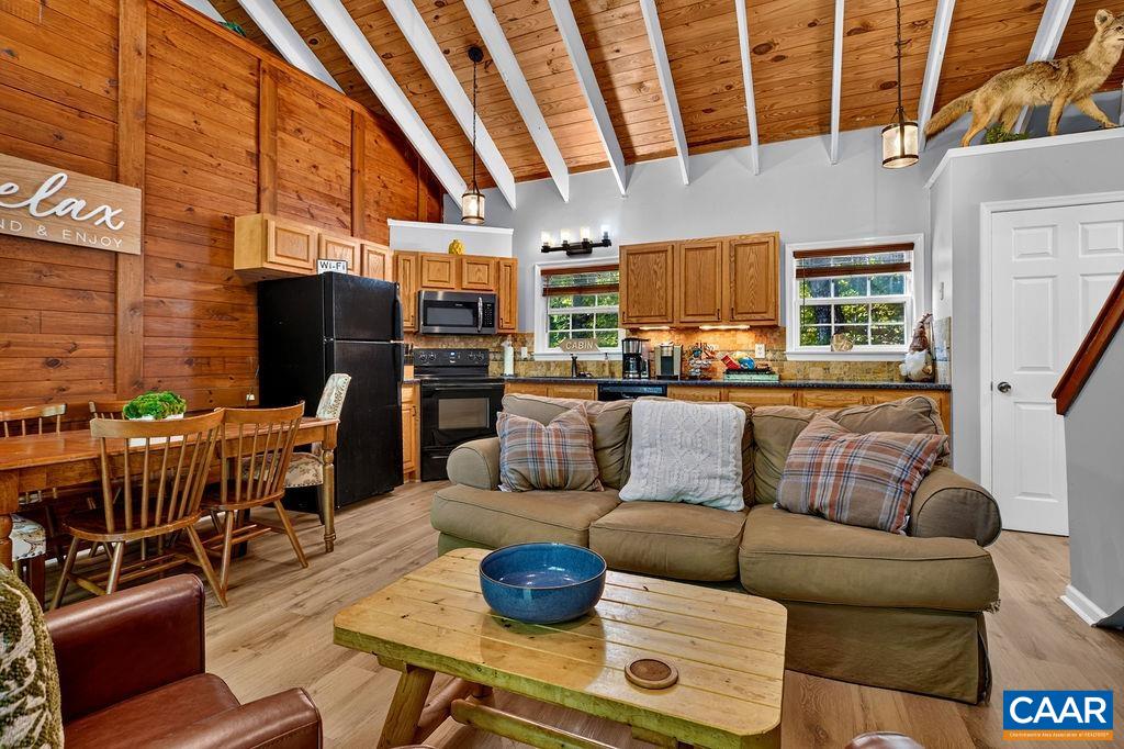 16 CHESTNUT LN, WINTERGREEN RESORT, Virginia 22967, 3 Bedrooms Bedrooms, ,1 BathroomBathrooms,Residential,16 CHESTNUT LN,682655 MLS # 682655 16 CHESTNUT LN, WINTERGREEN RESORT, Virginia 22967, 3 Bedrooms Bedrooms, ,1 BathroomBathrooms,Residential,16 CHESTNUT LN,682655 MLS # 682655