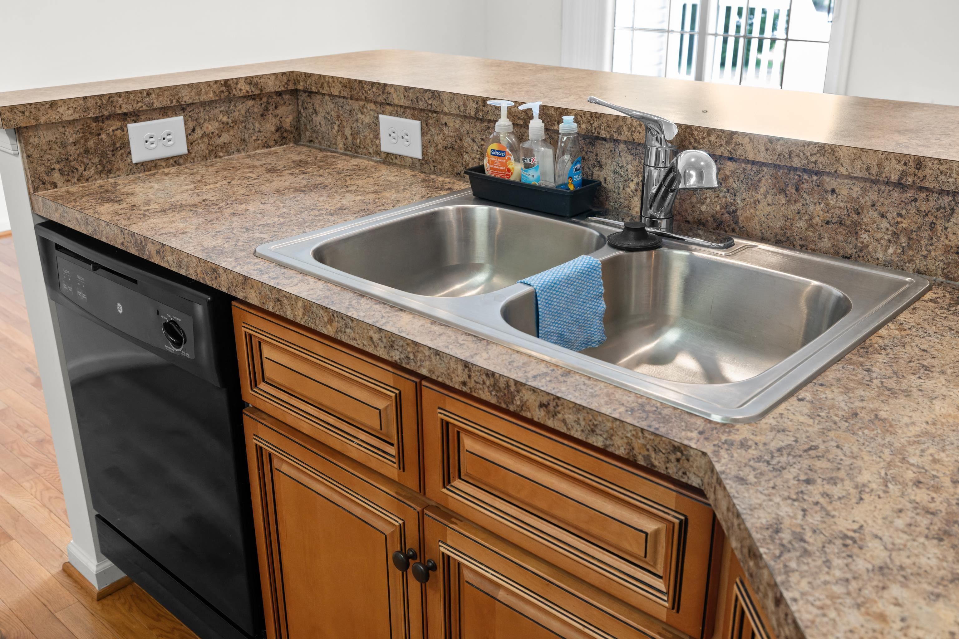 123 HOLLEN MILL CT, BRIDGEWATER, Virginia 22812, 2 Bedrooms Bedrooms, ,2 BathroomsBathrooms,Residential,123 HOLLEN MILL CT,682656 MLS # 682656 123 HOLLEN MILL CT, BRIDGEWATER, Virginia 22812, 2 Bedrooms Bedrooms, ,2 BathroomsBathrooms,Residential,123 HOLLEN MILL CT,682656 MLS # 682656