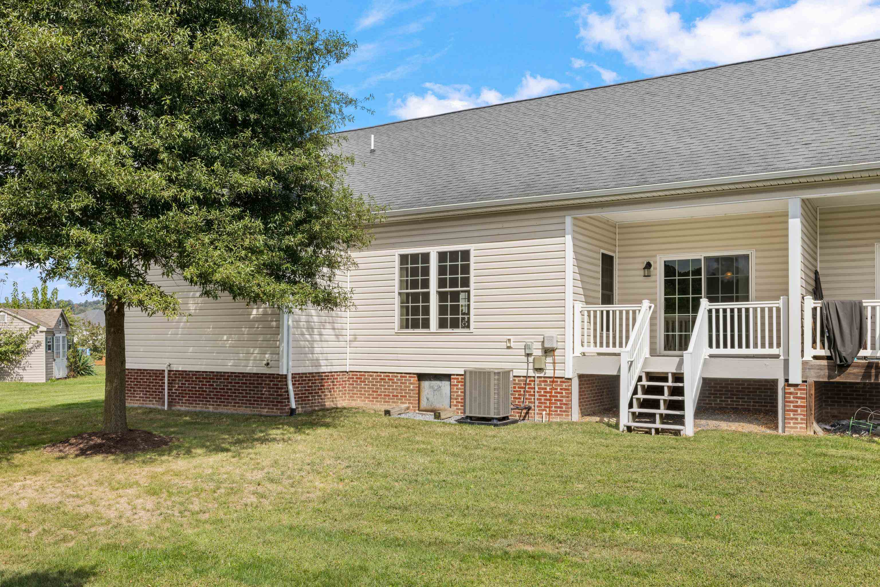 123 HOLLEN MILL CT, BRIDGEWATER, Virginia 22812, 2 Bedrooms Bedrooms, ,2 BathroomsBathrooms,Residential,123 HOLLEN MILL CT,682656 MLS # 682656 123 HOLLEN MILL CT, BRIDGEWATER, Virginia 22812, 2 Bedrooms Bedrooms, ,2 BathroomsBathrooms,Residential,123 HOLLEN MILL CT,682656 MLS # 682656