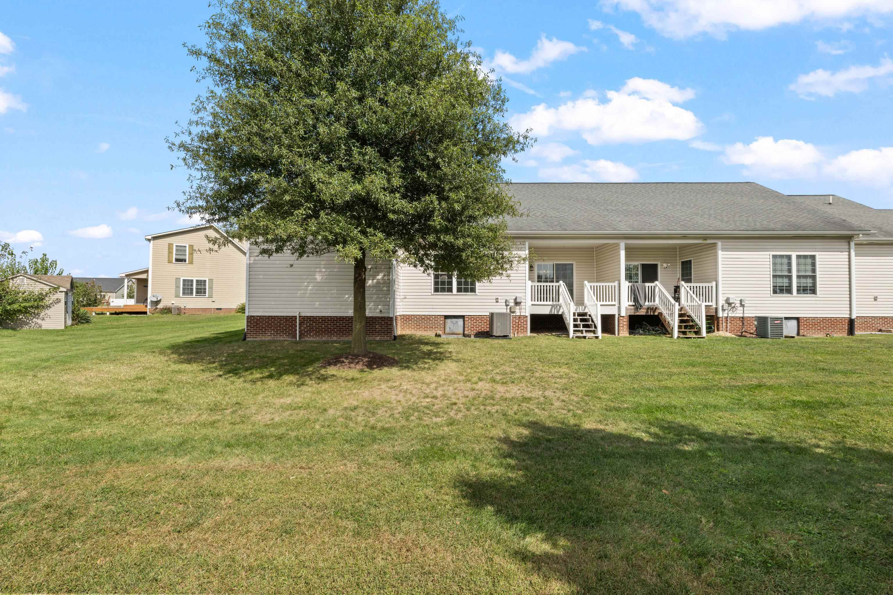123 HOLLEN MILL CT, BRIDGEWATER, Virginia 22812, 2 Bedrooms Bedrooms, ,2 BathroomsBathrooms,Residential,123 HOLLEN MILL CT,682656 MLS # 682656 123 HOLLEN MILL CT, BRIDGEWATER, Virginia 22812, 2 Bedrooms Bedrooms, ,2 BathroomsBathrooms,Residential,123 HOLLEN MILL CT,682656 MLS # 682656
