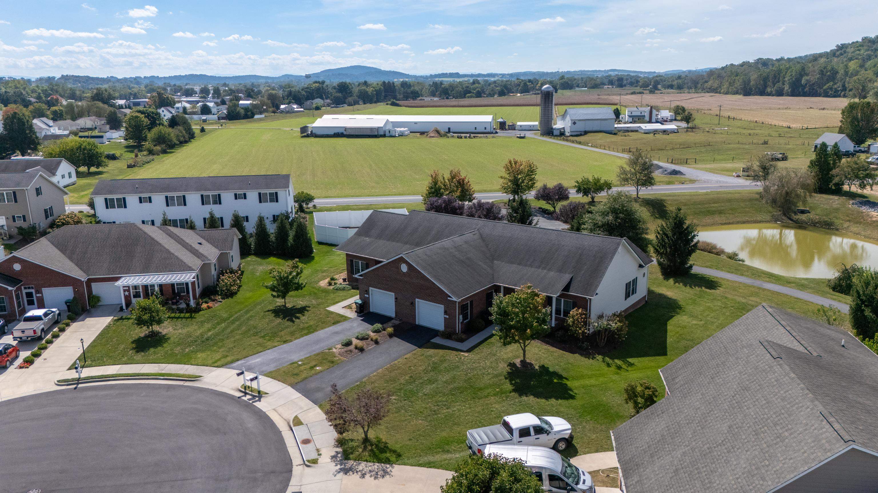 123 HOLLEN MILL CT, BRIDGEWATER, Virginia 22812, 2 Bedrooms Bedrooms, ,2 BathroomsBathrooms,Residential,123 HOLLEN MILL CT,682656 MLS # 682656 123 HOLLEN MILL CT, BRIDGEWATER, Virginia 22812, 2 Bedrooms Bedrooms, ,2 BathroomsBathrooms,Residential,123 HOLLEN MILL CT,682656 MLS # 682656