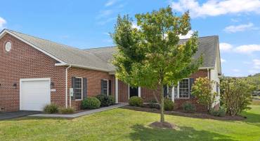 123 HOLLEN MILL CT, BRIDGEWATER, Virginia 22812, 2 Bedrooms Bedrooms, ,2 BathroomsBathrooms,Residential,123 HOLLEN MILL CT,682656 MLS # 682656